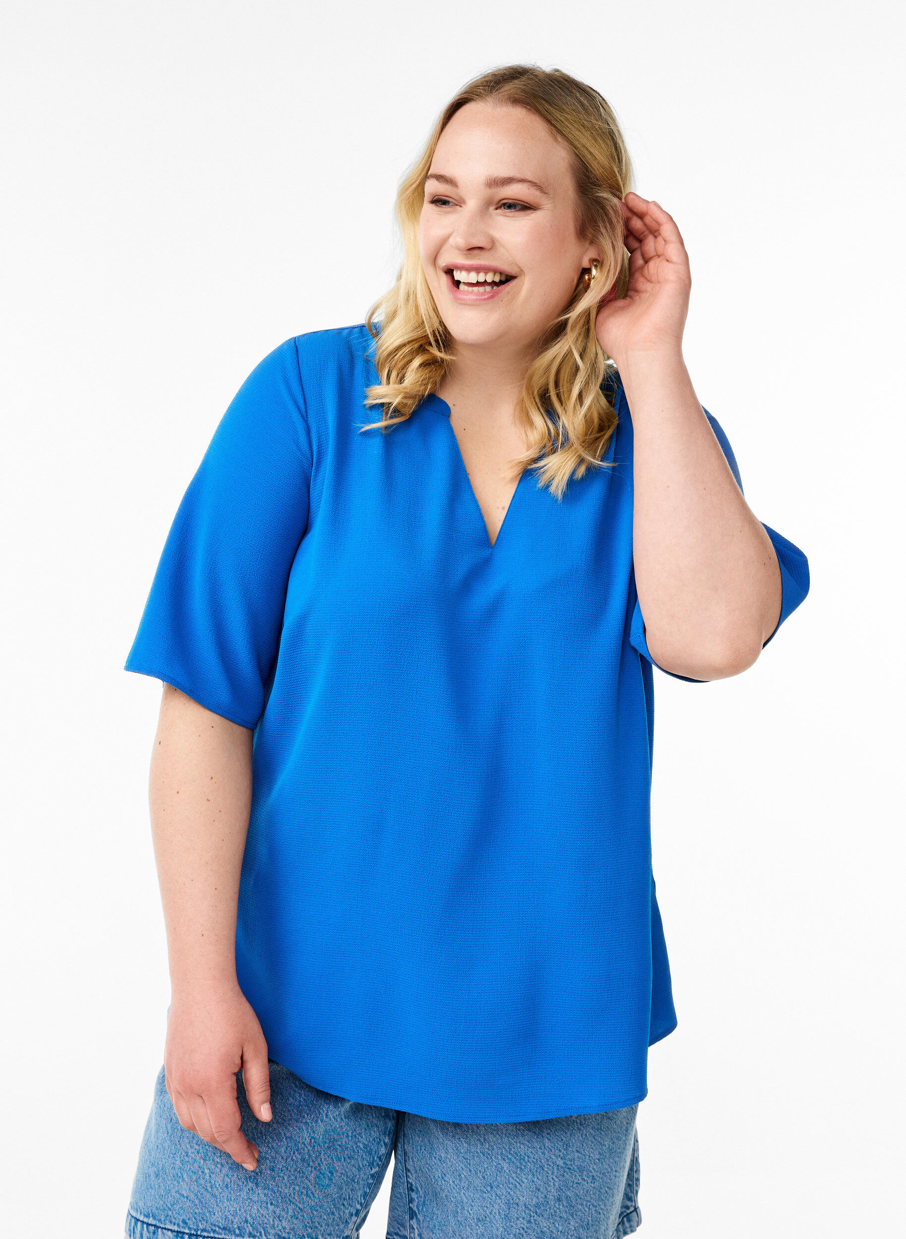Zizzi Blouse met korte mouwen en V-hals, Blauw, Model image number 0