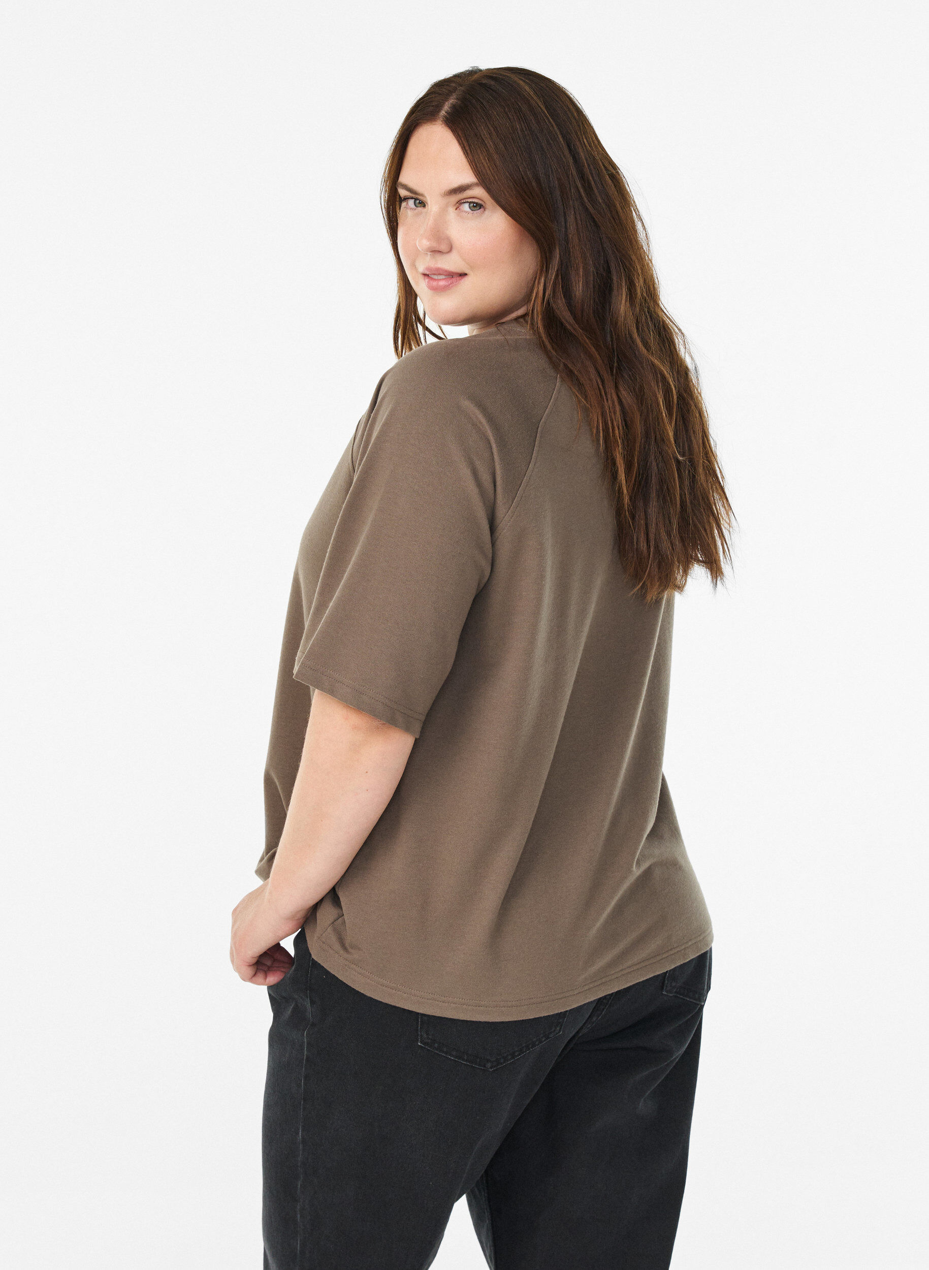 Zizzi Jersey blouse met raglanmouwen tot de elleboog, Bruin, Model image number 2