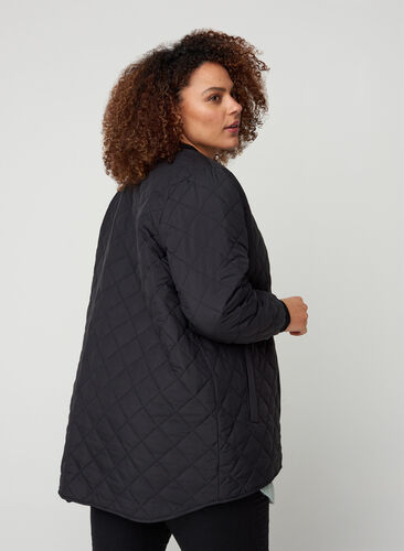 Korte gewatteerde jas met zakken, Black, Model image number 1