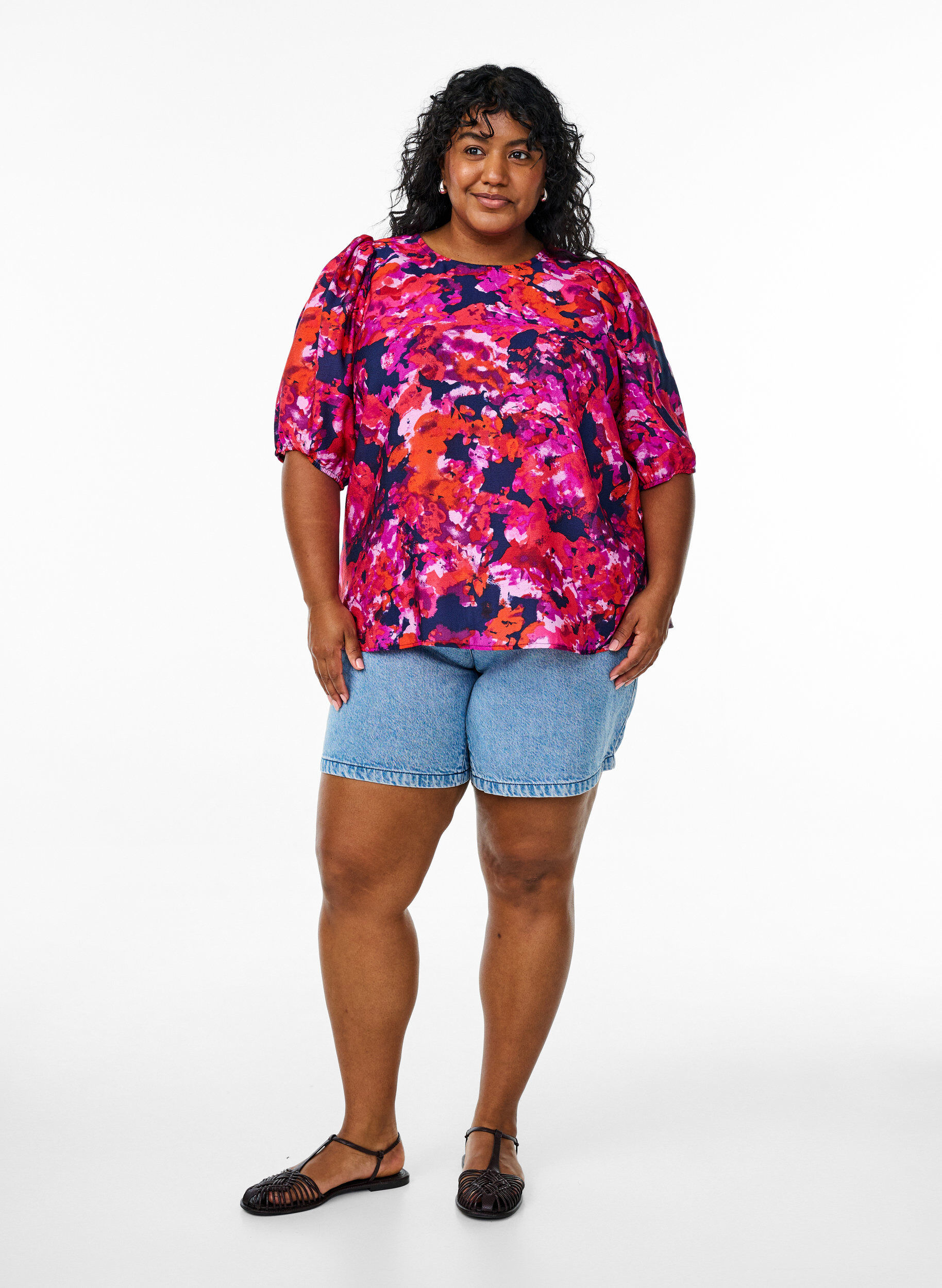 Zizzi Blouse met 1/2 mouwen en een kleurrijke print, Roze, Model image number 1