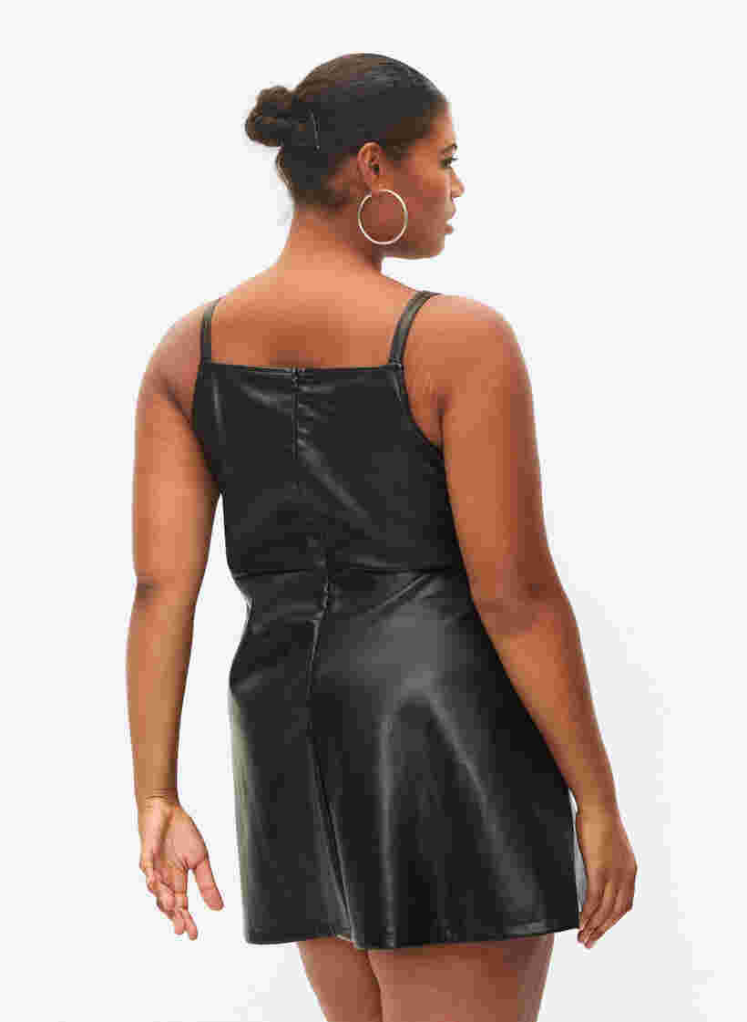 Imitatieleer jurk met a-vorm, Black, Model image number 1