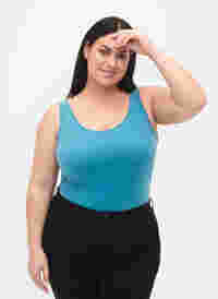 Effen gekleurd basic top in katoen, Brittany Blue, Model