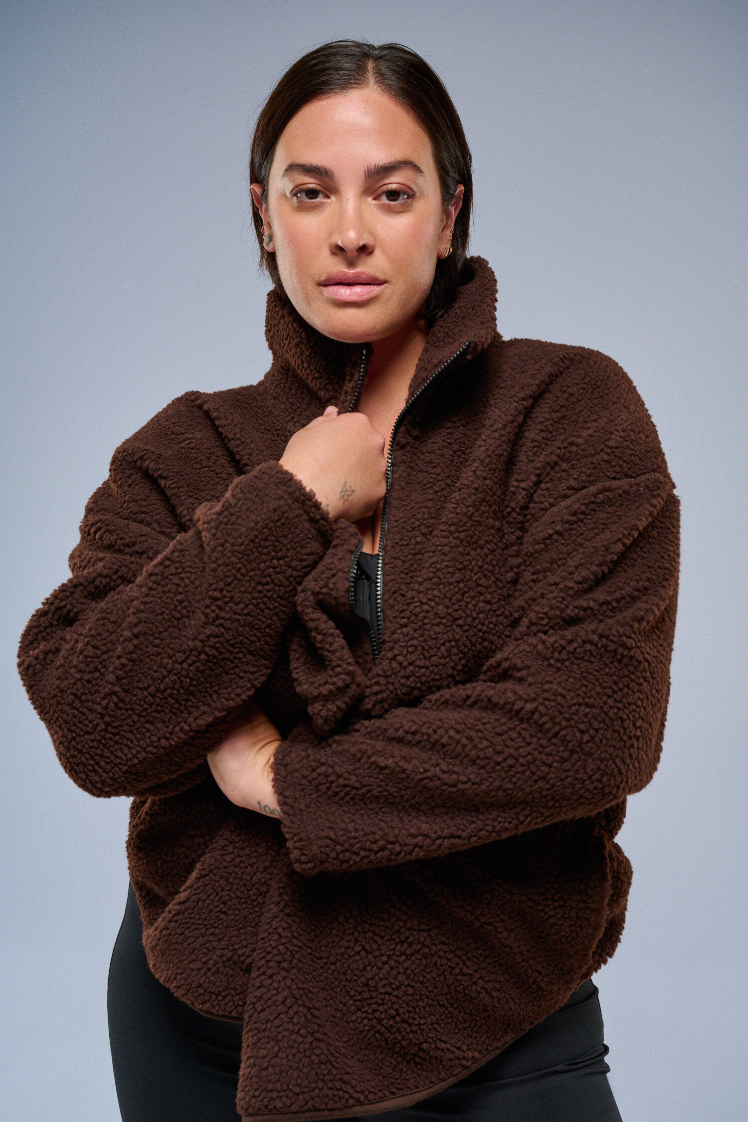 Zizzi Fleecejack in bruin, , Model