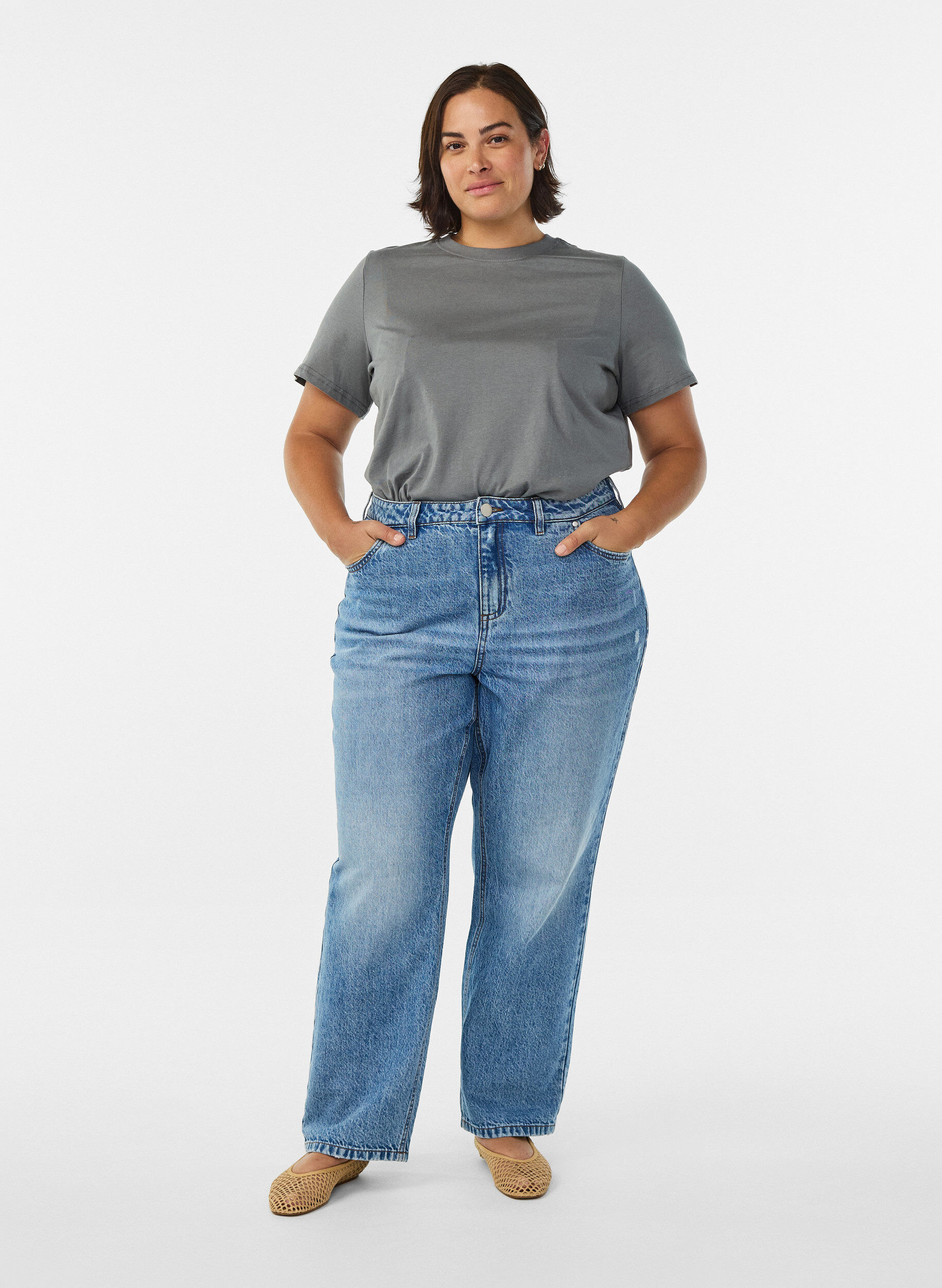 Zizzi Basic katoenen T-shirt met ronde hals, Grijs, Model image number 1