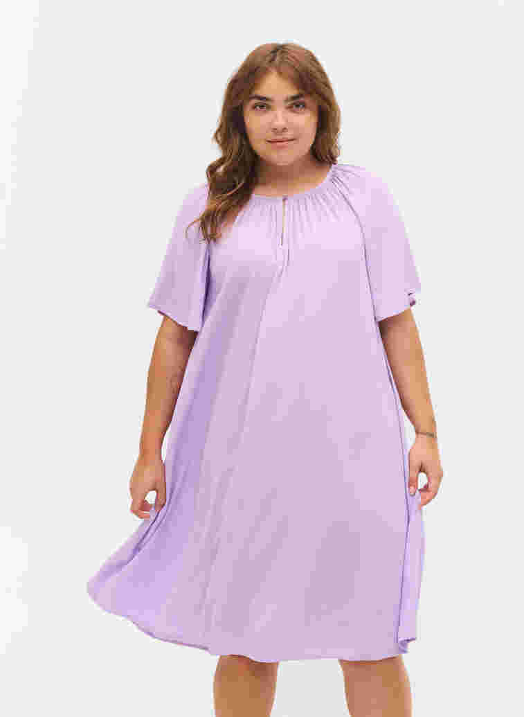 Viscose jurk met korte mouwen, Lavendula, Model image number 0