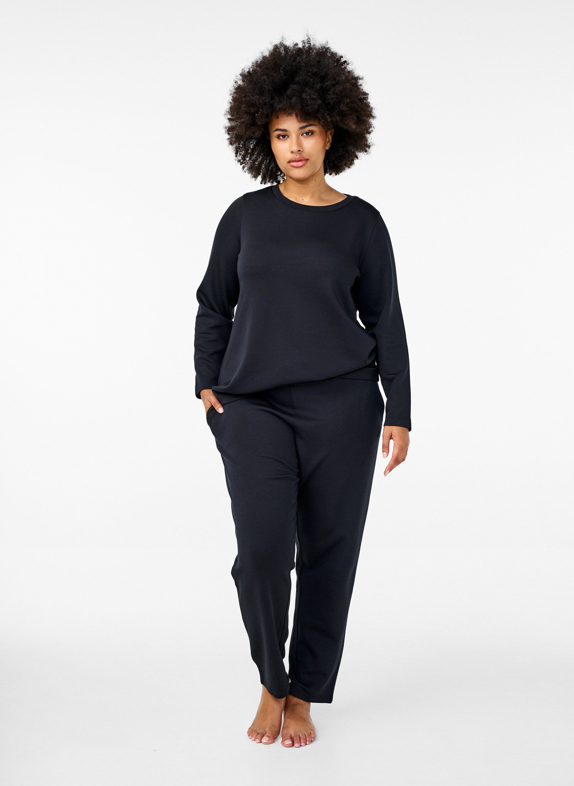 Zizzi Modal-mix broek met elastische tailleband, Zwart, Model image number 0