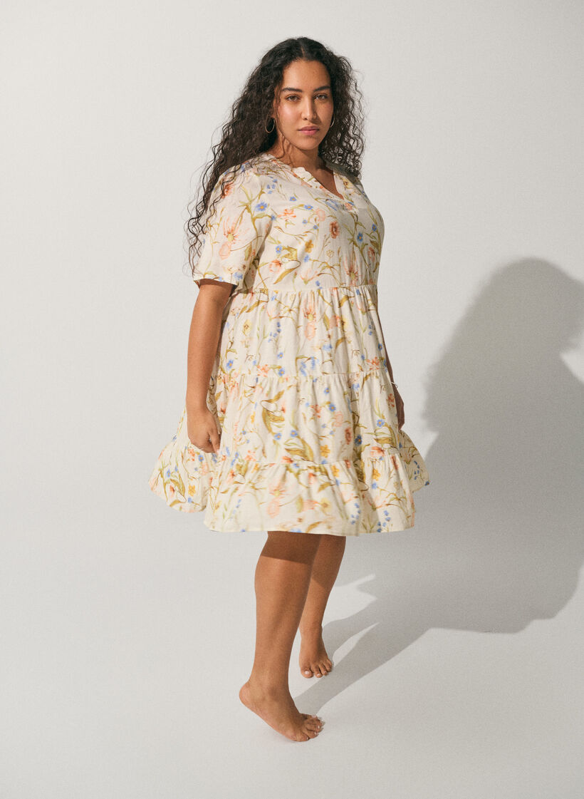 Knielange A-lijn jurk in linnen en viscose, Vanille, Image image number 0