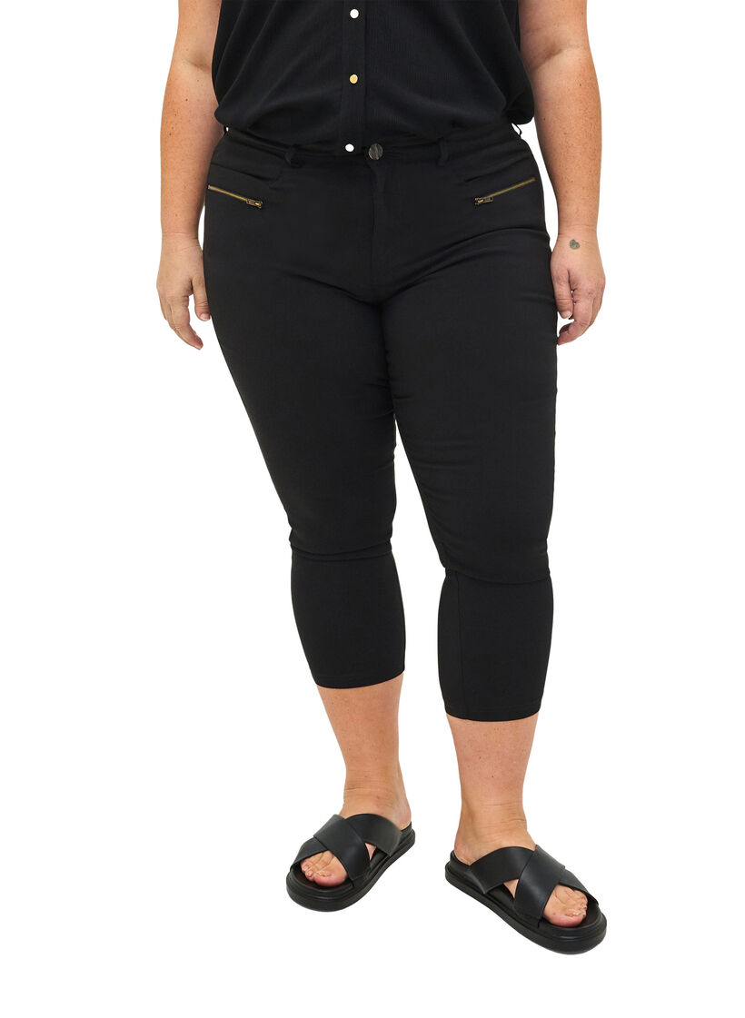Nauwsluitende capri broek in viscosemix, Zwart, Model image number 2
