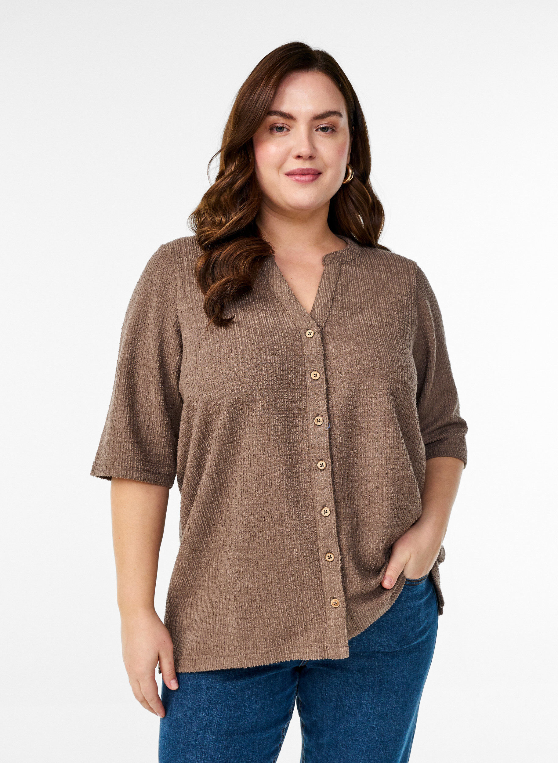 Zizzi Gestructureerde blouse met V-hals, Walnut, Model image number 0