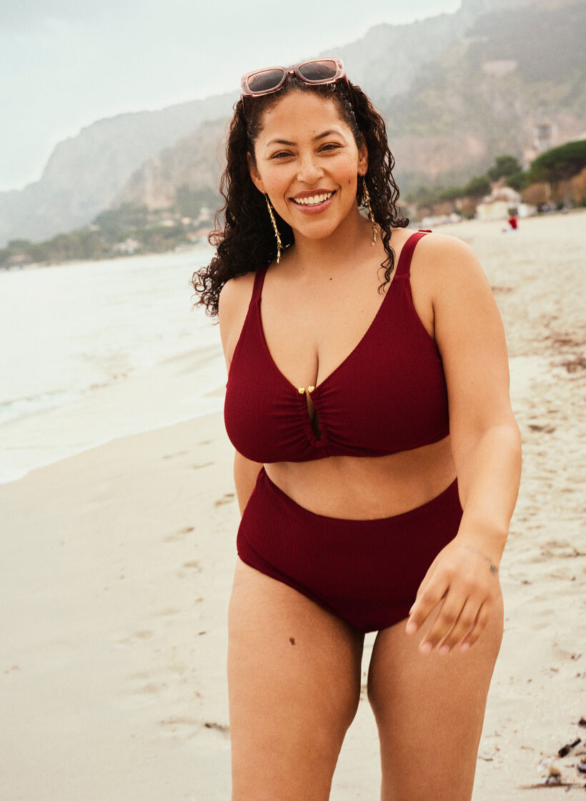 Bikinitop met textuur en goudkleurig detail, Rood, Image image number 0