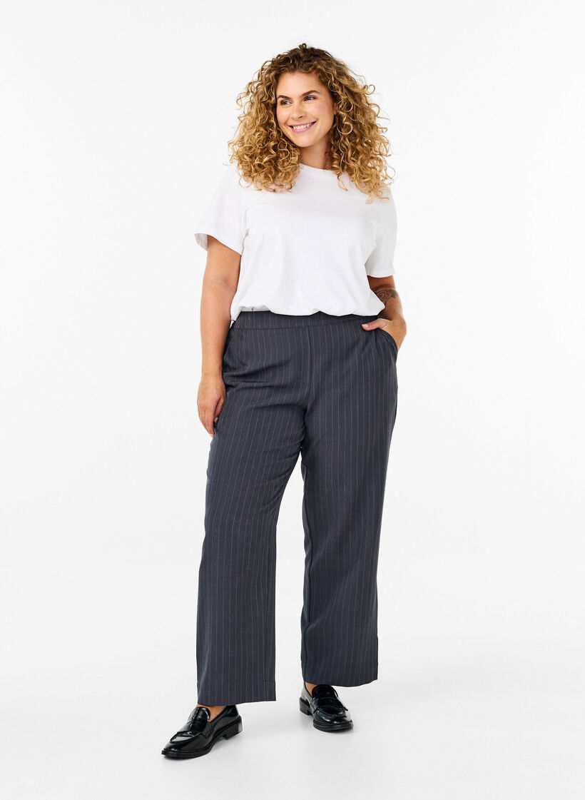 FLASH - Losse broek met zakken, Dark Grey Mel Stripe, Model image number 0
