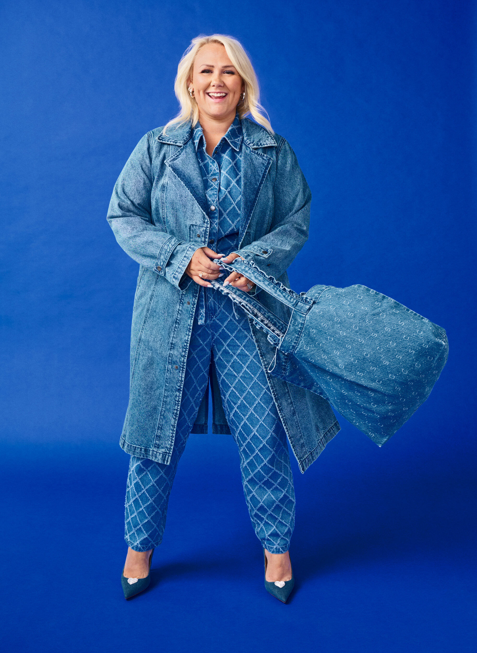 Zizzi Denim trenchcoat met riem, Blue Denim, Image image number 0
