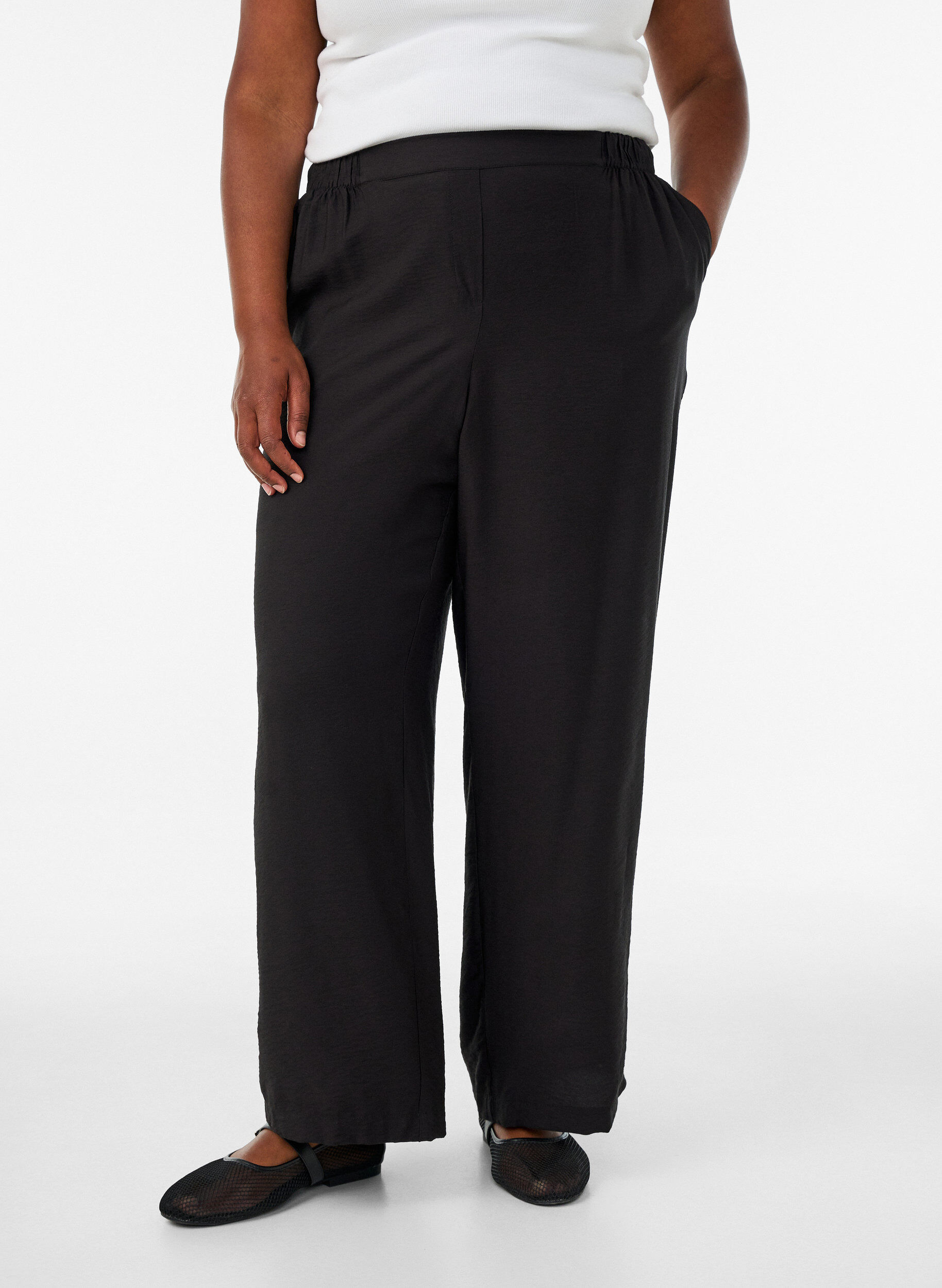 ZizziViscose broek met elastische taille en rechte pijpen, Zwart, Model image number 2
