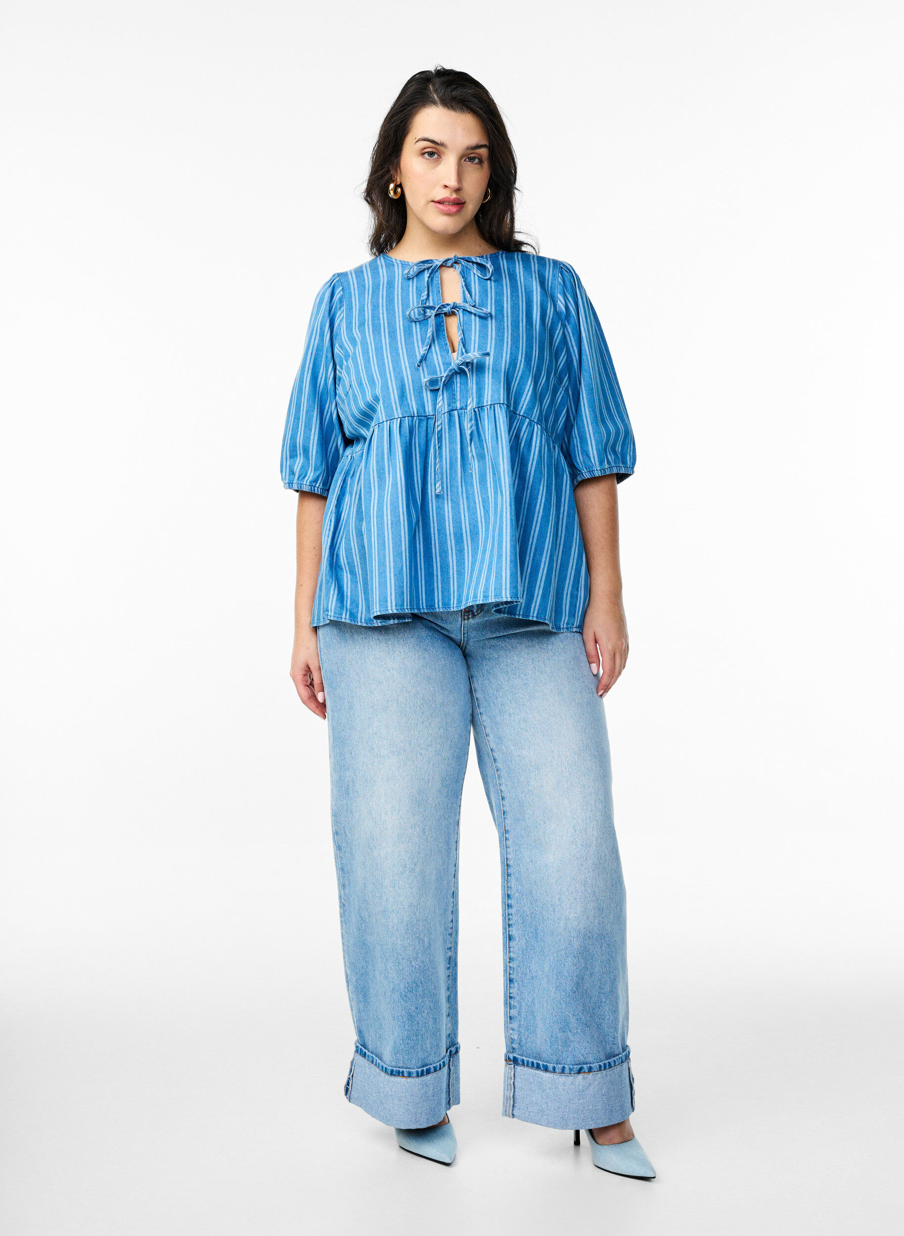 Zizzi Denim blouse met korte mouwen en streeppatroon, Blauw, Model image number 1