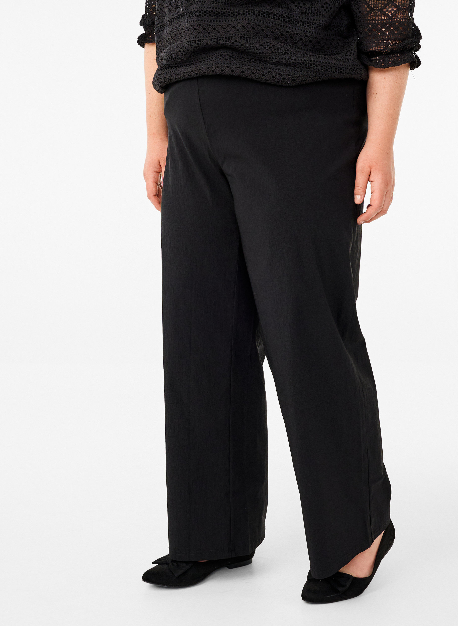 Zizzi Wijde broek met elastische tailleband, Zwart, Model image number 2
