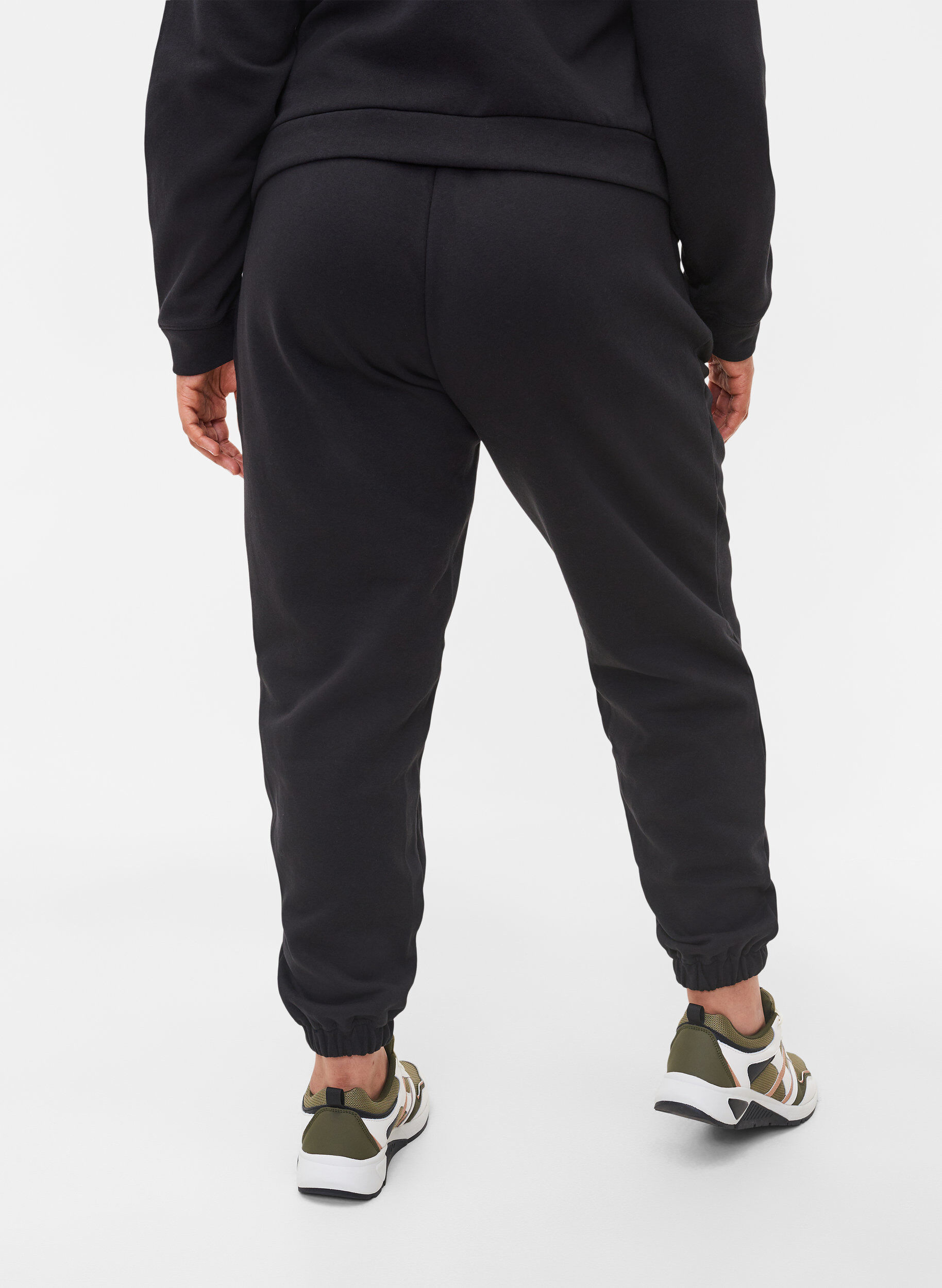 ZizziLosse katoenen broek met zakken, Zwart, Model image number 1