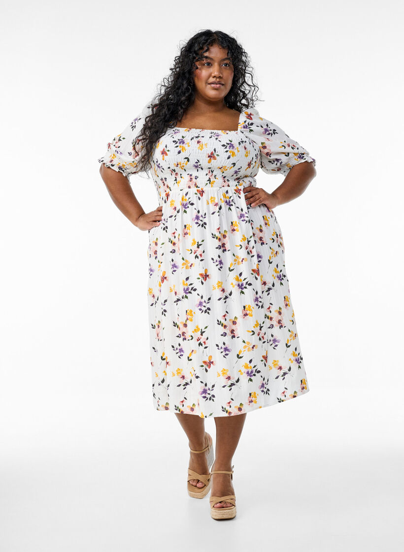 Gebloemde viscose midi-jurk met smock, Wit, Model image number 0