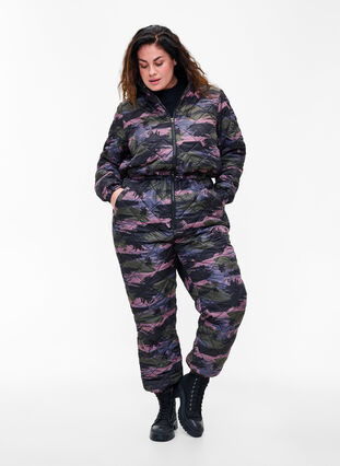Thermo jumpsuit met camouflage print, Camou print, Model image number 0