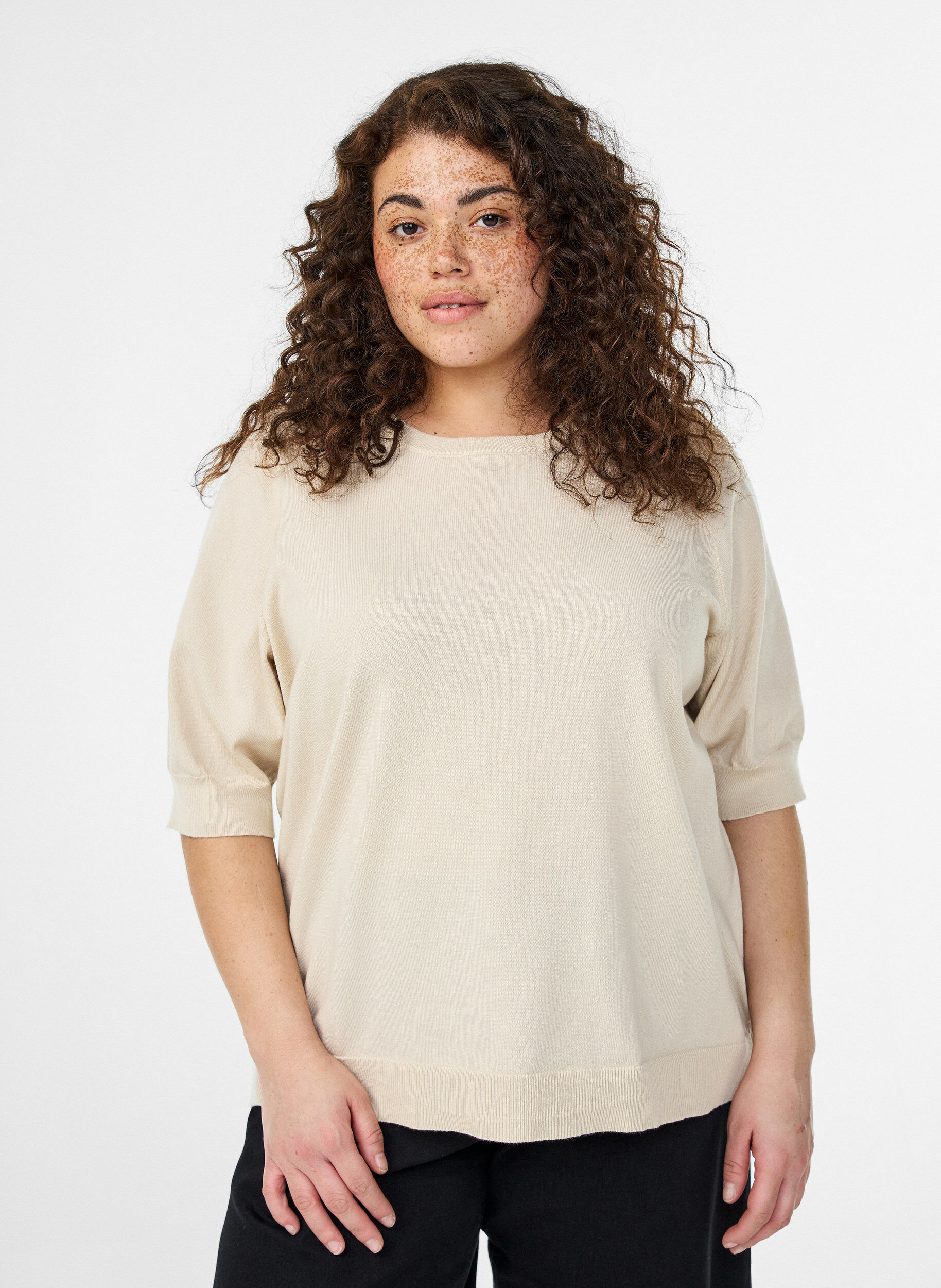 FLASH - Fijngebreide blouse met korte mouwen, Beige, Model