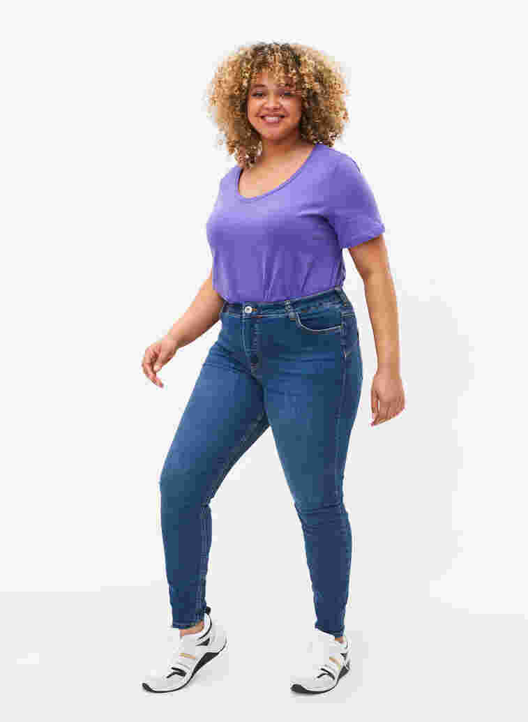 Amy jeans met hoge taille en push up, Blue denim, Model image number 0