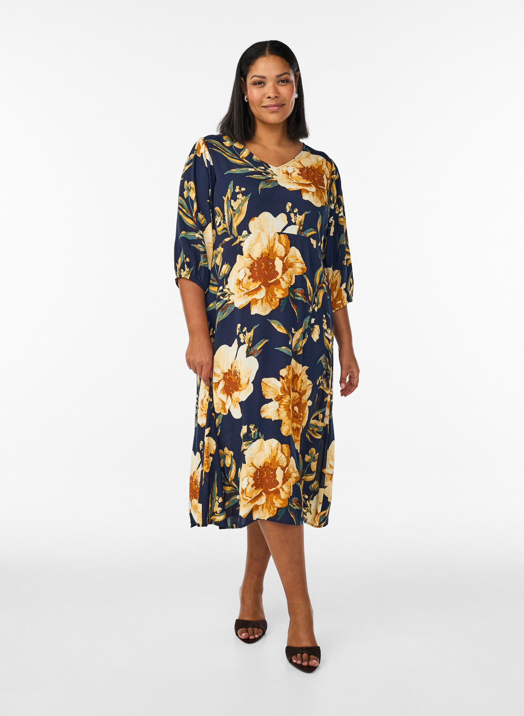 Zizzi Midi-jurk met bloemenprint en 3/4 mouwen, Blauw, Model image number 1