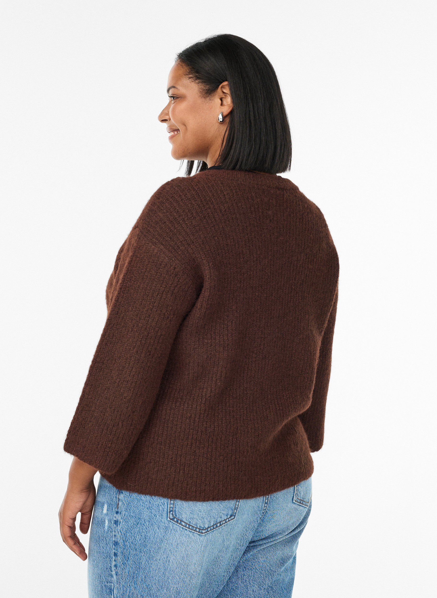 Zizzi Korte cardigan met 3/4-mouwen en gouden textuur knopen, Bruin, Model image number 2