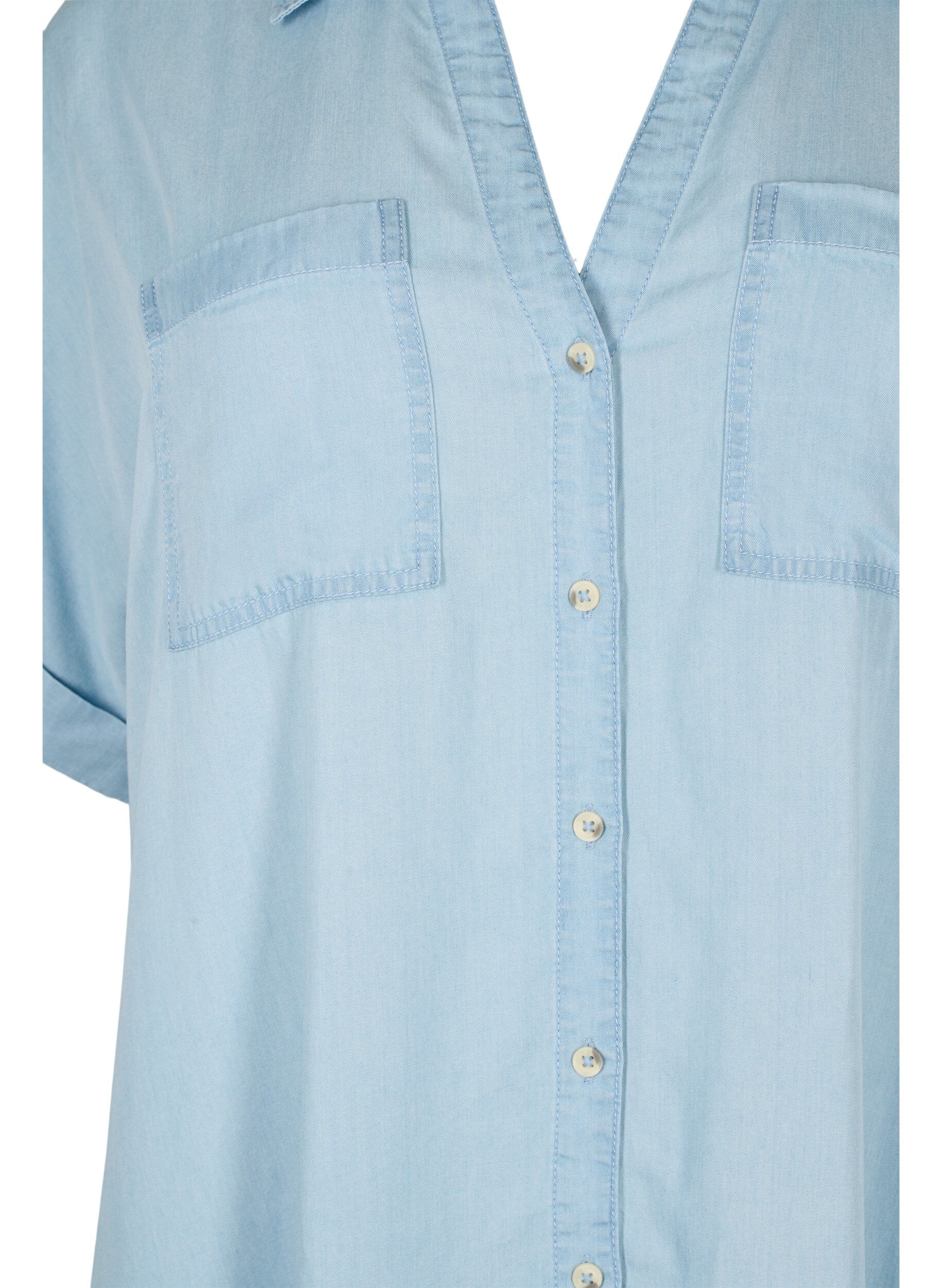 Zizzi Overhemdjurk met korte mouwen van lyocell (TENCEL&trade;), Light blue denim, Packshot image number 2