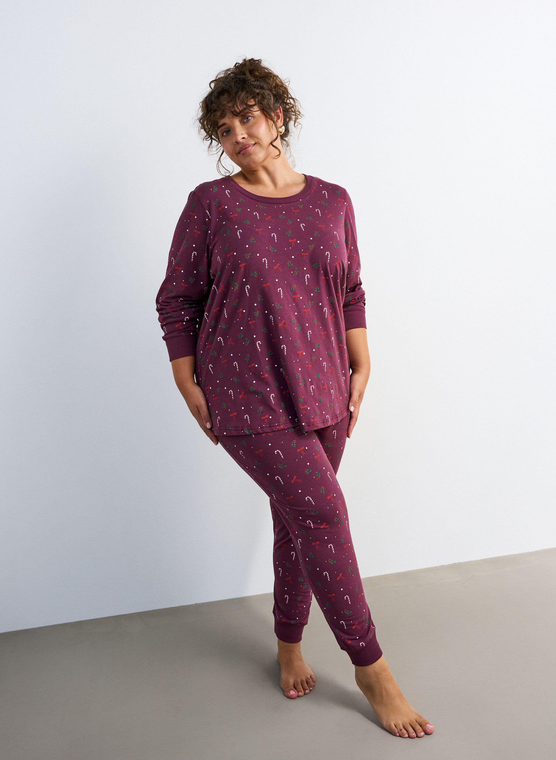 Bedrukte pyjamabroek, Donker Bordeaux, Model
