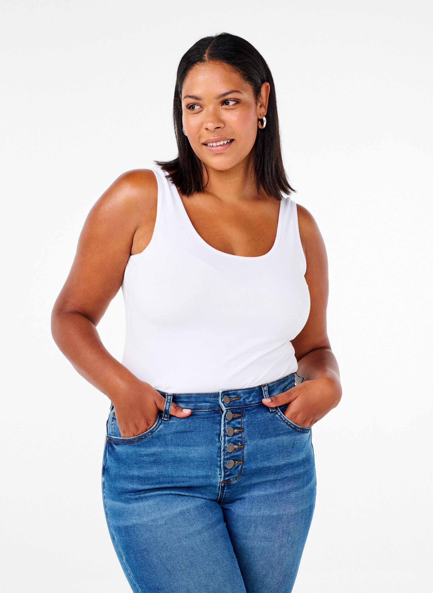 Zizzi Effen gekleurd basic top in katoen, Wit, Model image number 0