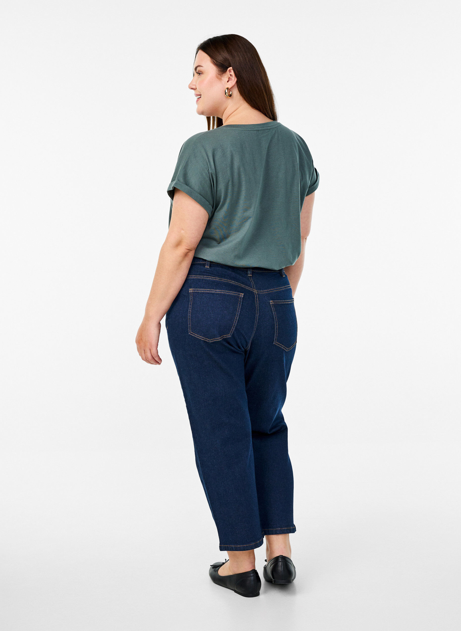 Zizzi Gecropte Vera jeans met een straight-fit, Blauw, Model image number 1
