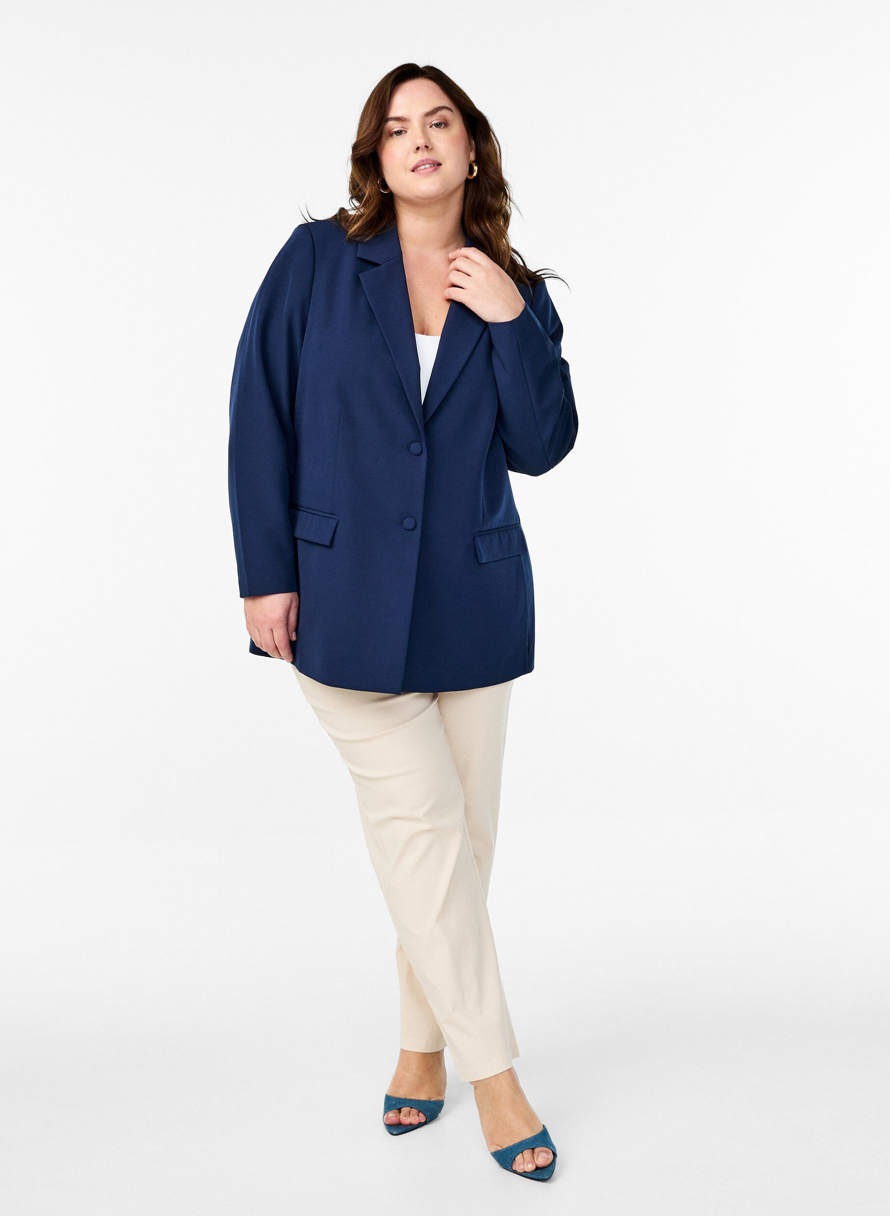 Zizzi Klassieke blazer met knoopsluiting, Blauw, Model image number 1
