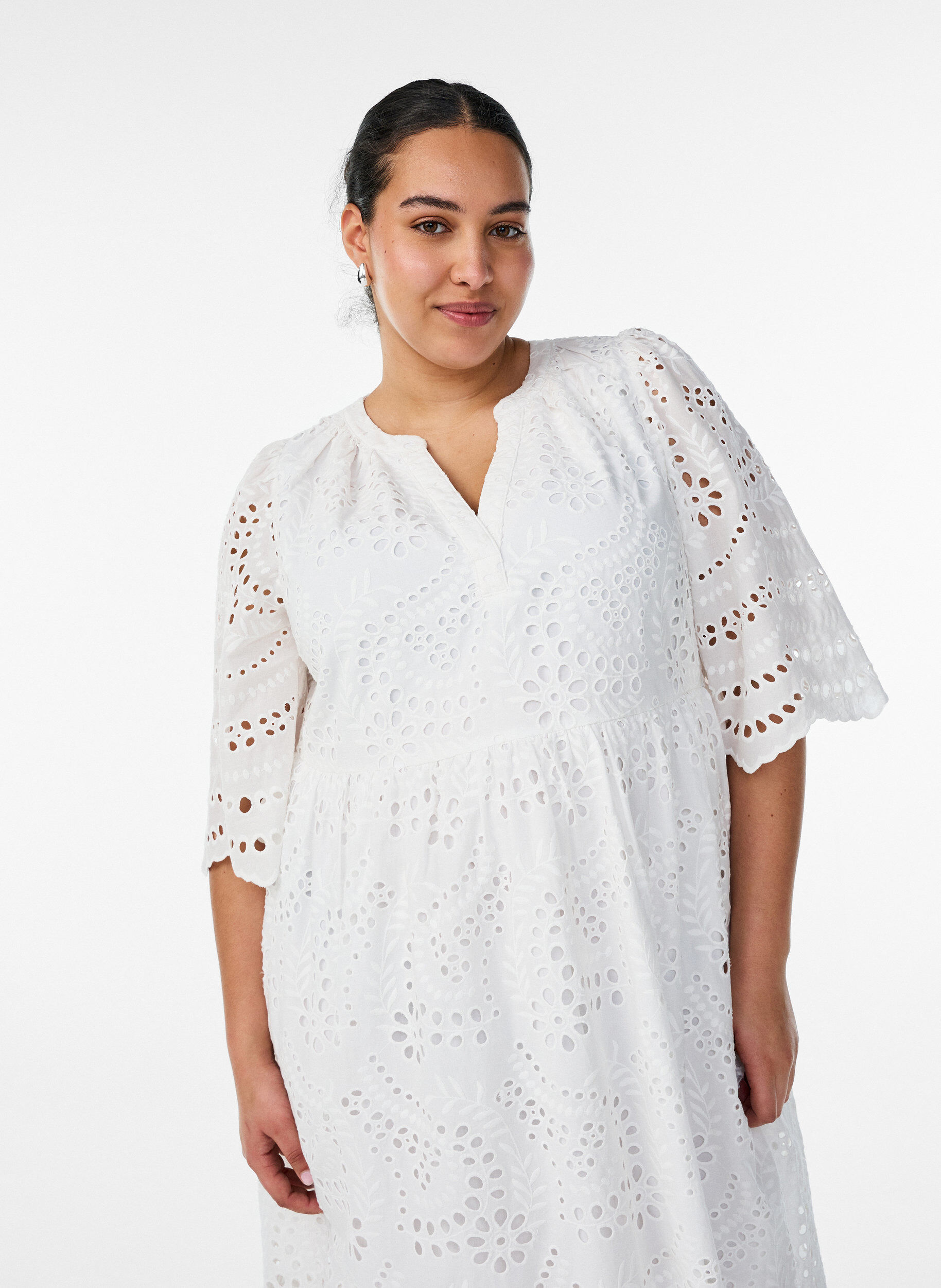 Zizzi Midi-jurk met broderie anglaise en een empirelijn, Wit, Model image number 2