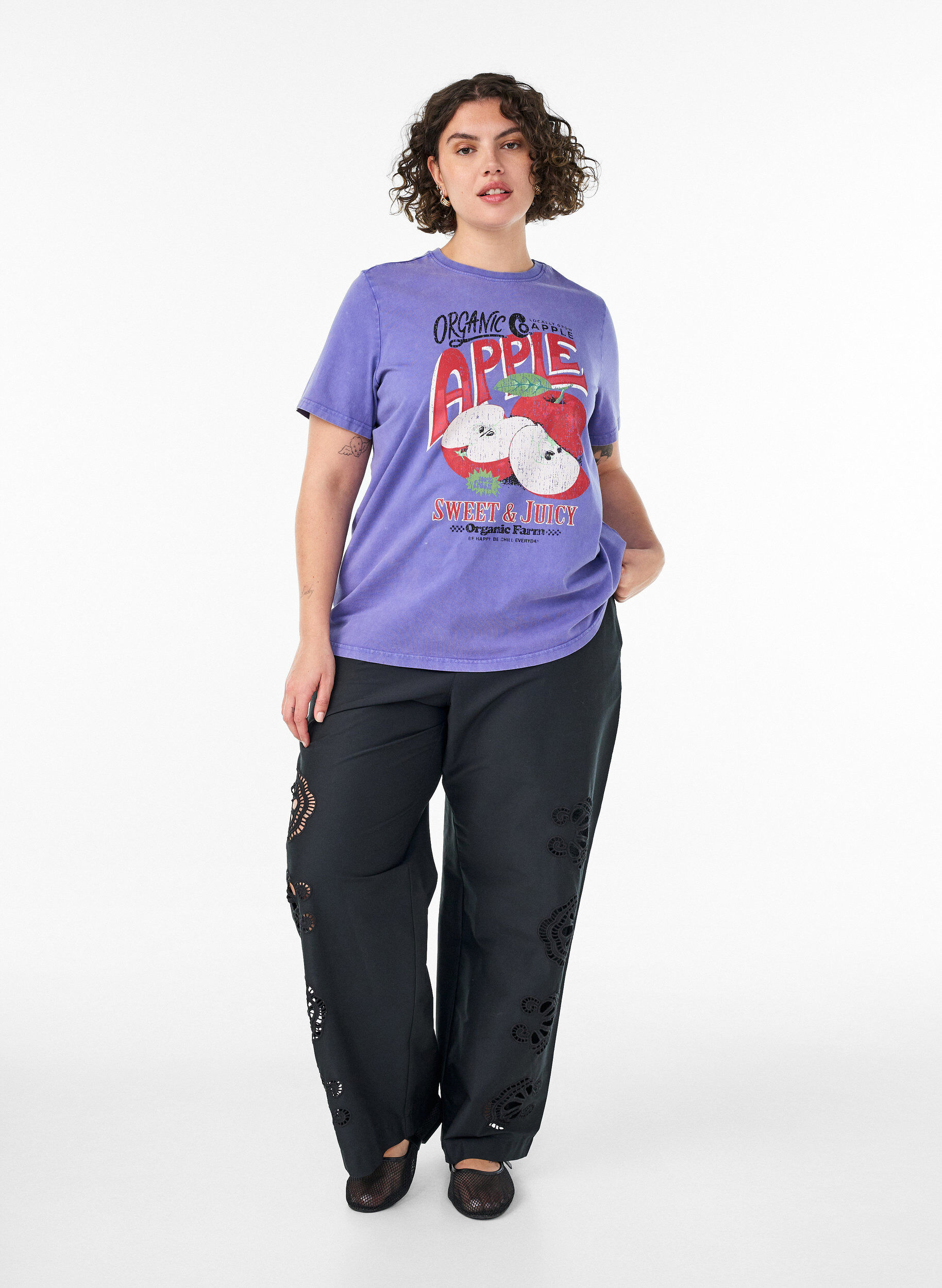 ZizziKatoenen T-shirt met print aan de voorkant en een gewassen look, Paars, Model image number 1