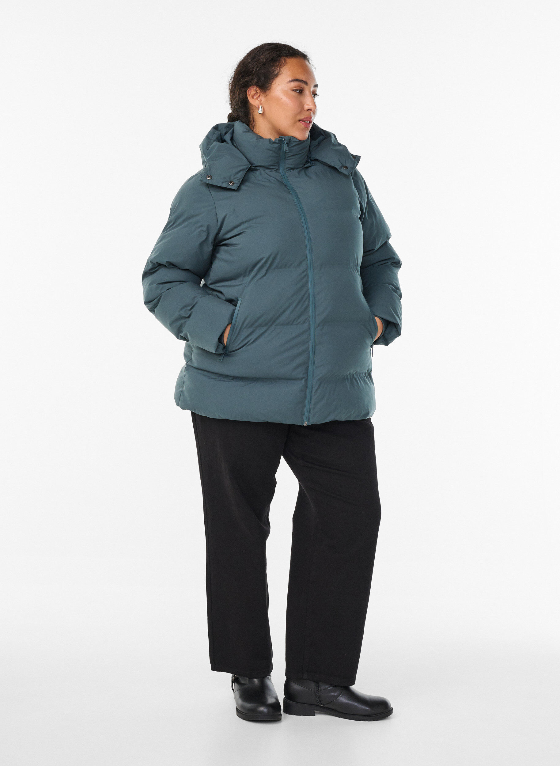 ZizziKorte gewatteerde jas met afneembare capuchon, Groen, Model image number 1