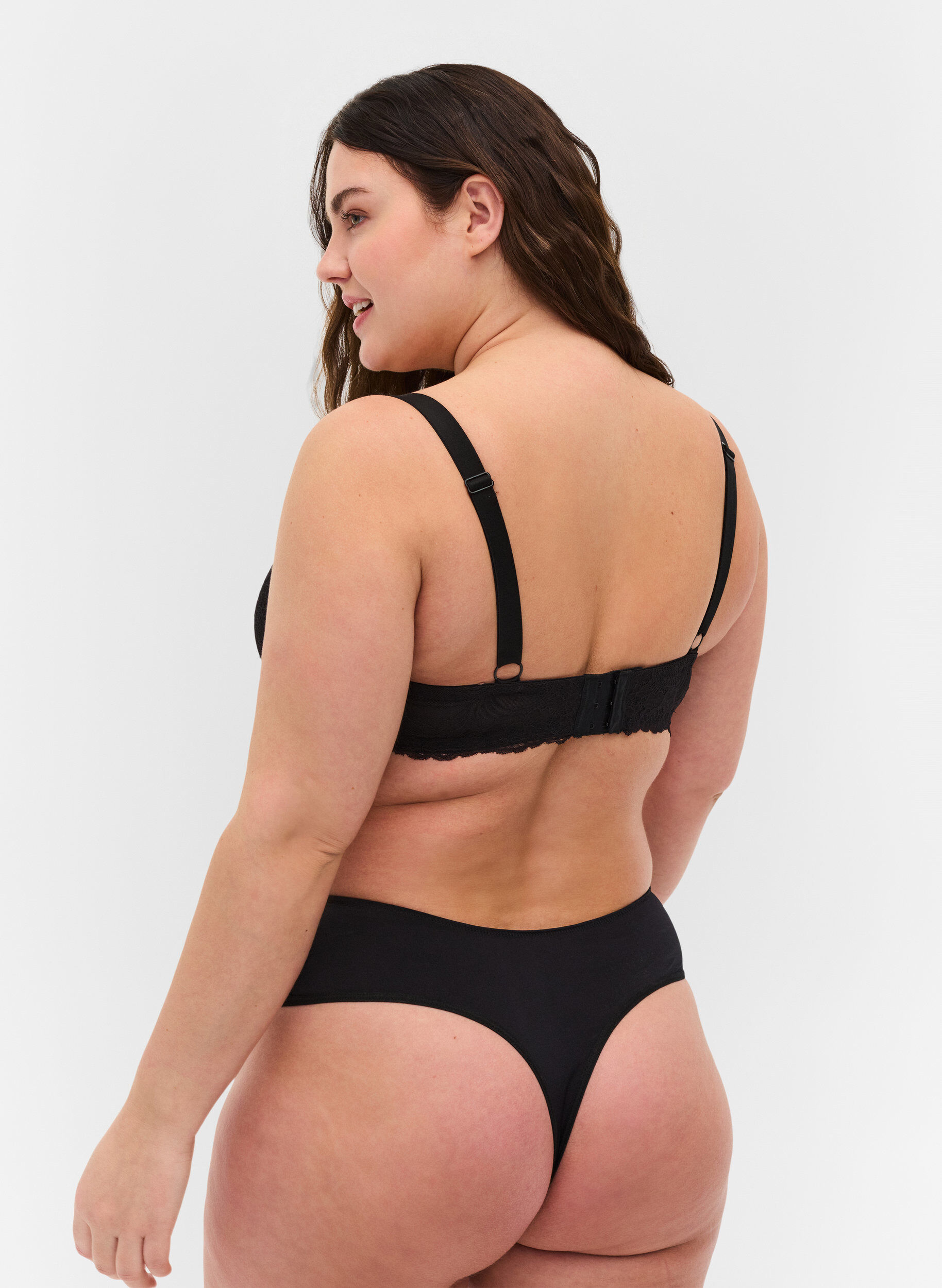 Zizzi Kanten string met normale taille, Black, Model image number 1