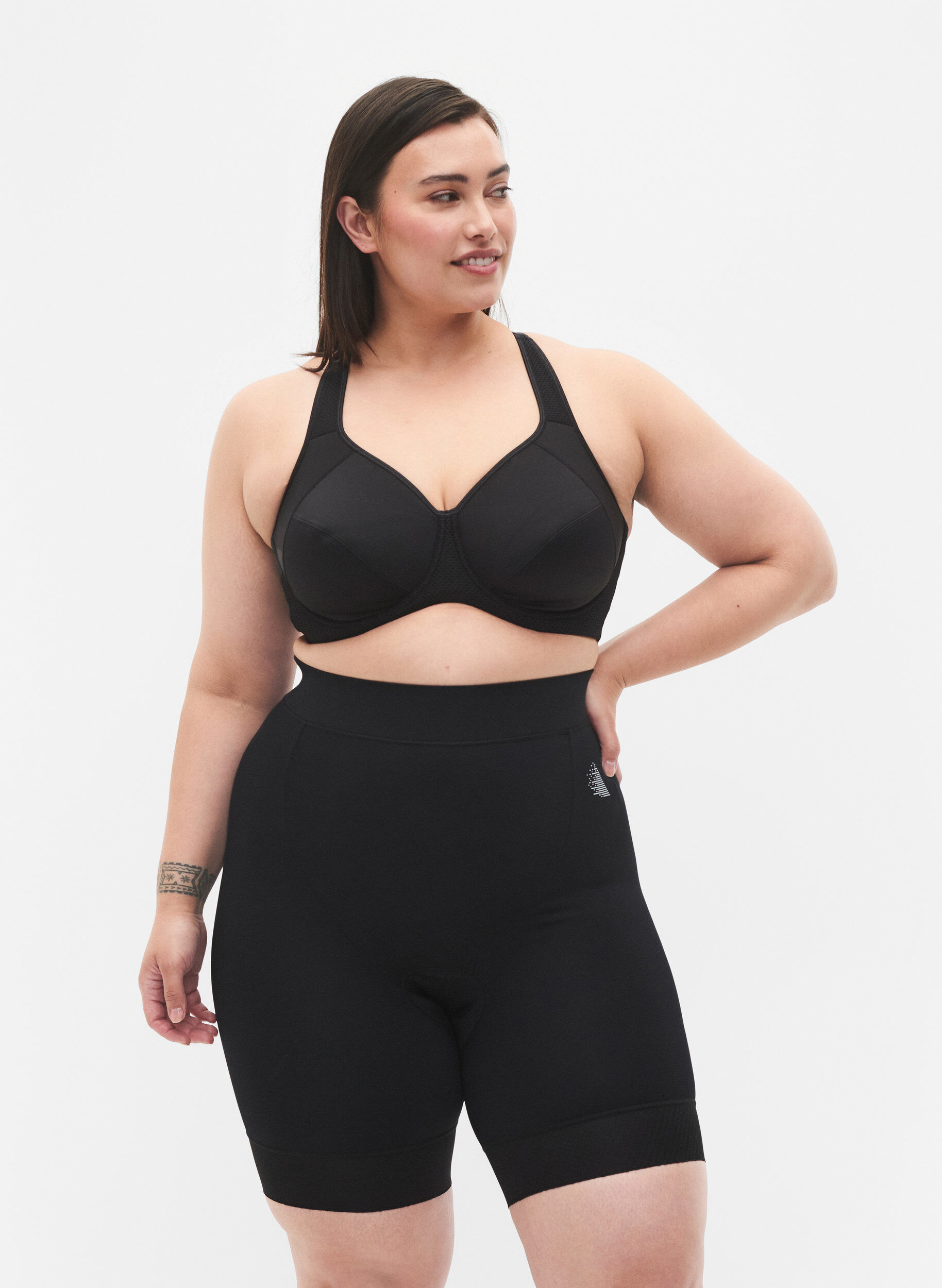 Zizzi Korte fiets-/spinningbroek, Black, Model image number 2