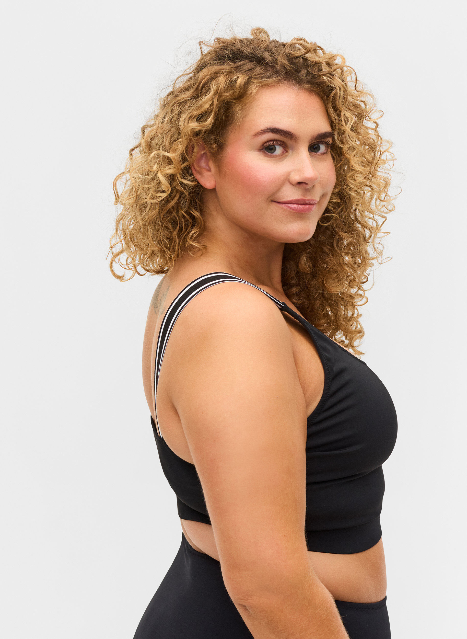 Zizzi Bikini top met gestreepte schouderbandjes, Black, Model image number 2