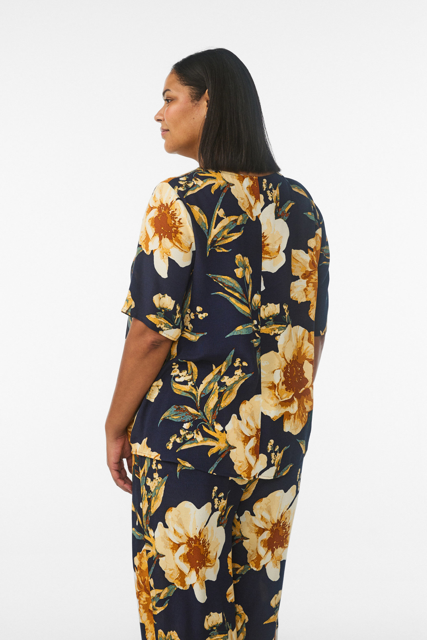 Zizzi Viscose blouse met korte mouwen met print, Blauw, Model image number 2