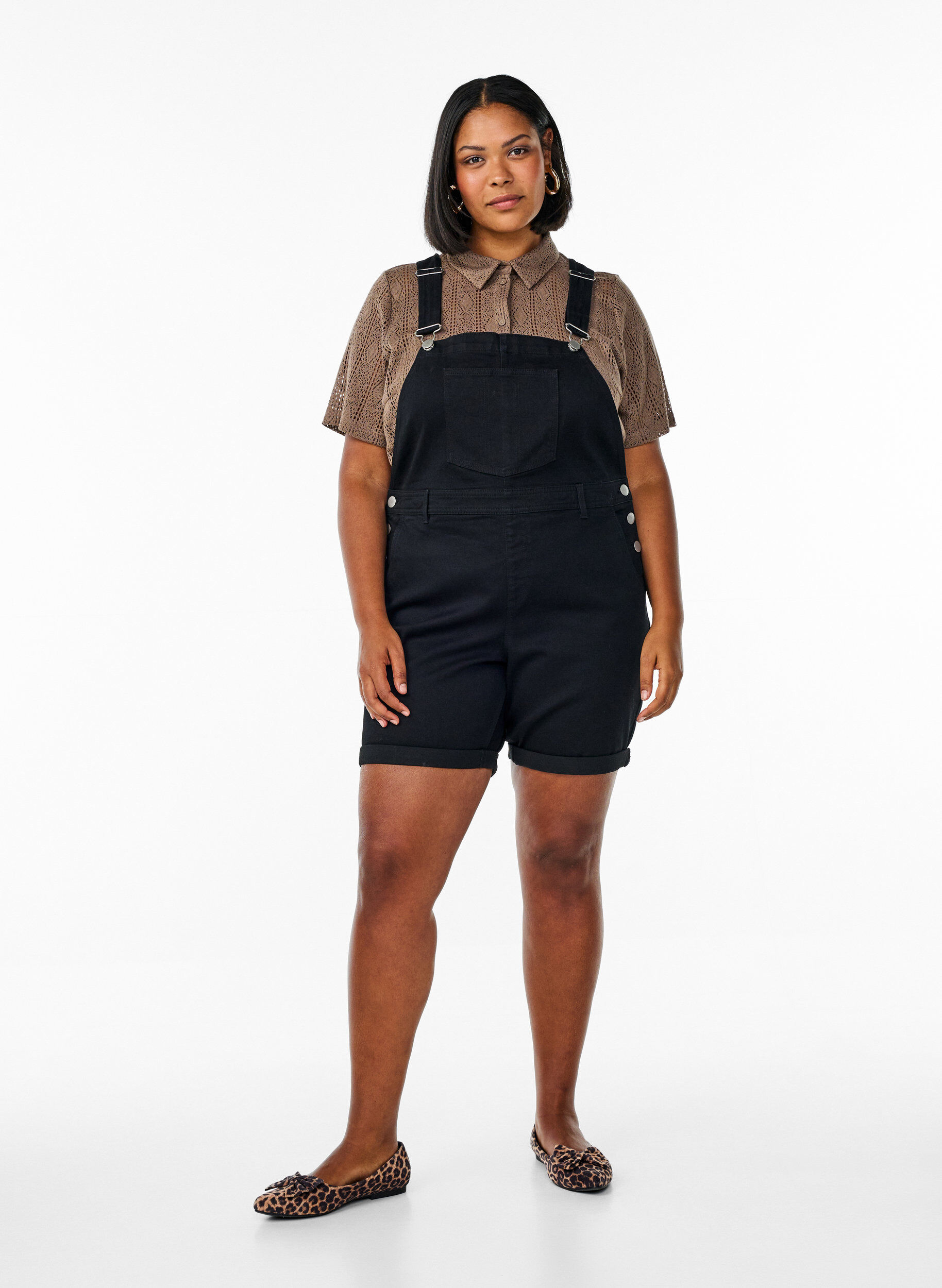 Zizzi Denim overalls korte broek, Zwart, Model image number 1