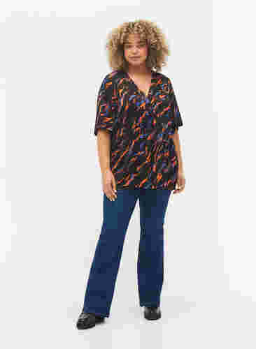 Viscose blouse met korte mouwen en print, Black Tiger AOP, Model image number 2