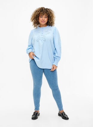 Blouse met ruches en broderie anglaise, Chambray Blue, Model image number 2