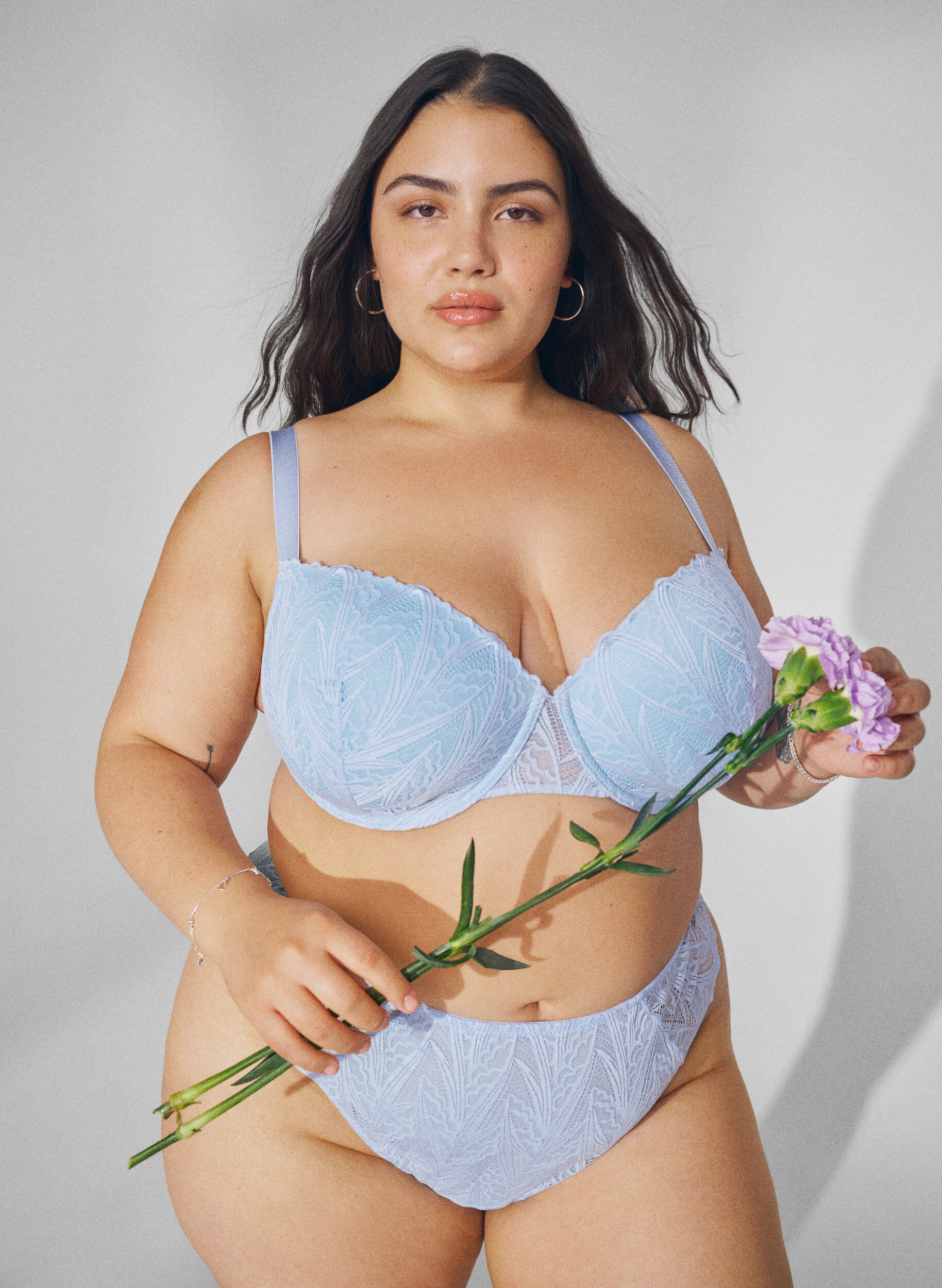 Zizzi G-string slip met kant en een normale taille, Blauw, Image image number 0