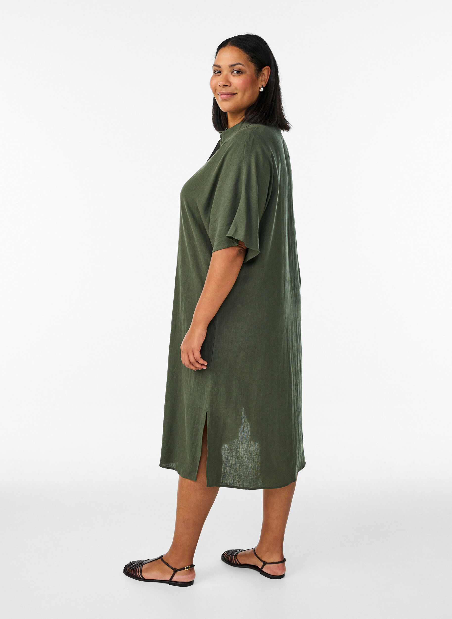 Zizzi Shirtjurk in linnen en viscose met korte mouwen, Groen, Model image number 2