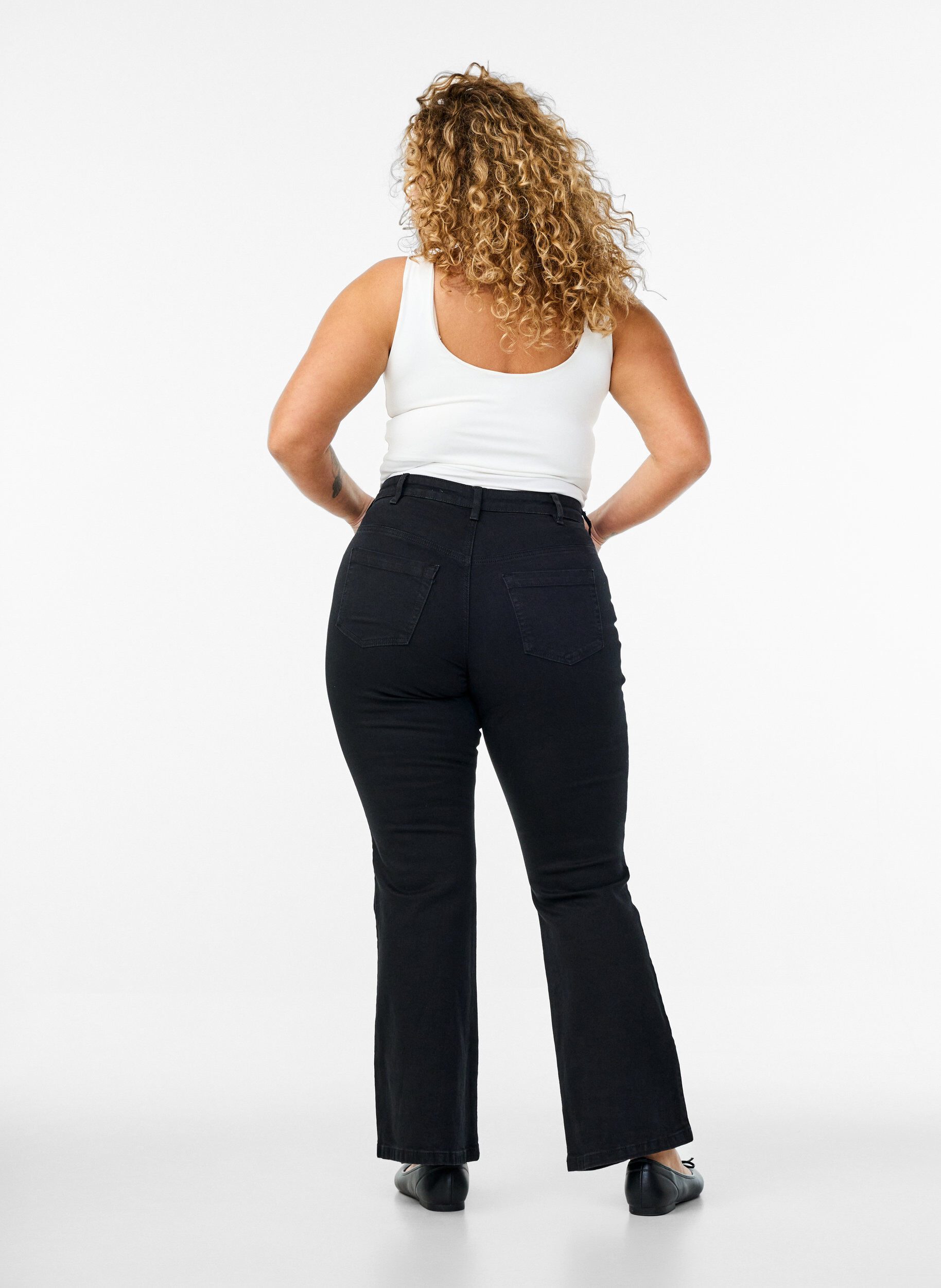 Zizzi Ellen bootcut jeans met hoge taille, Zwart, Model image number 1