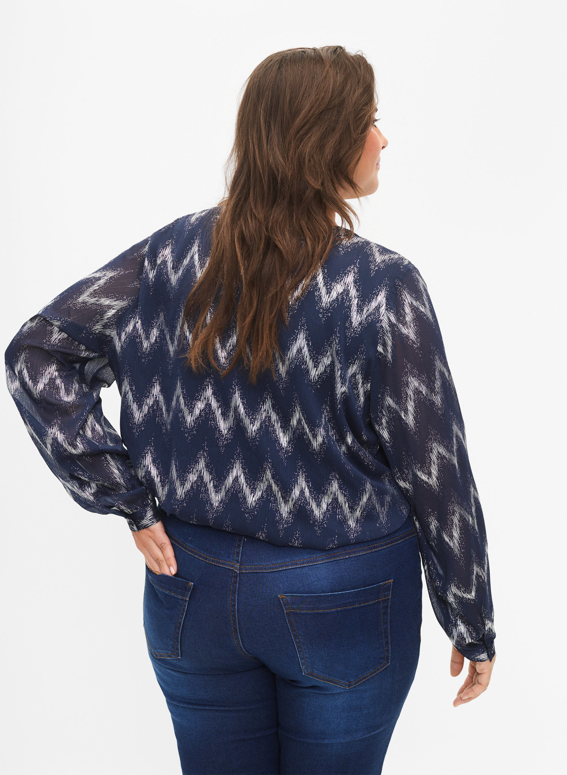 Zizzi Bedrukte blouse met V-halslijn, Blauw, Model image number 2