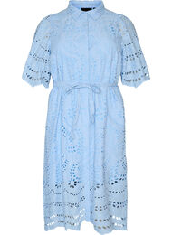 Blousejurk in broderie anglaise met strikceintuur, Blauw