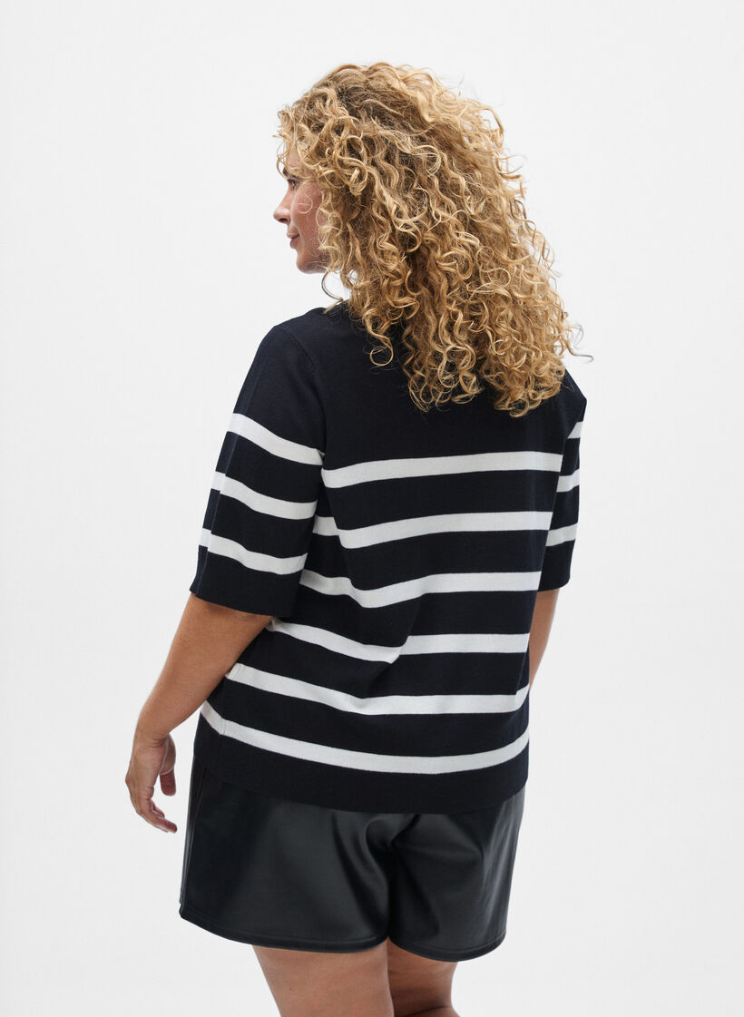 Gestreepte top met korte mouwen in breisel, Zwart, Model image number 2