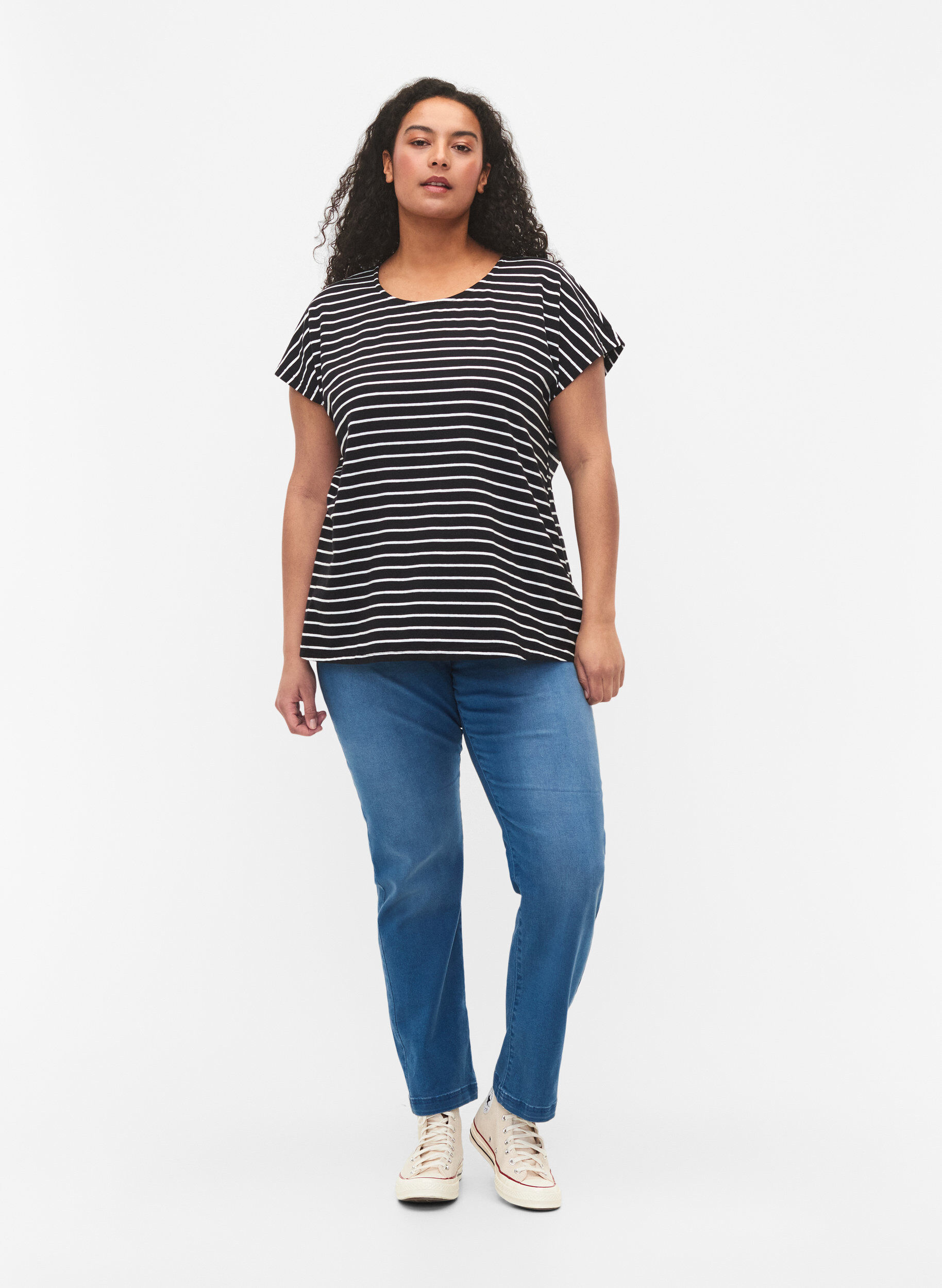 Zizzi 	 Katoenen t-shirt met strepen, Black W. Stripe, Model image number 2