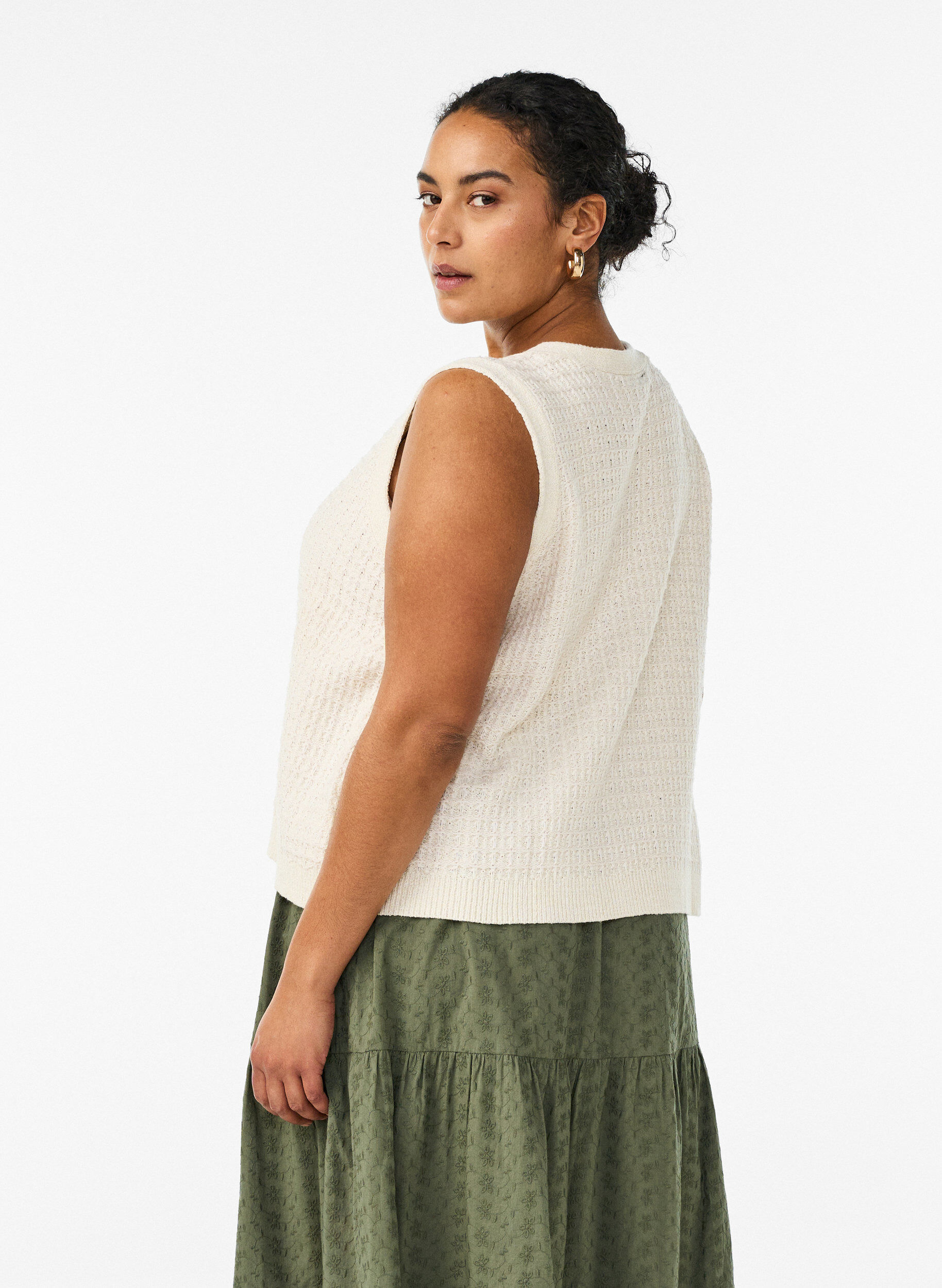 Zizzi Textuur breisel vest met strikband, Vanille, Model image number 2