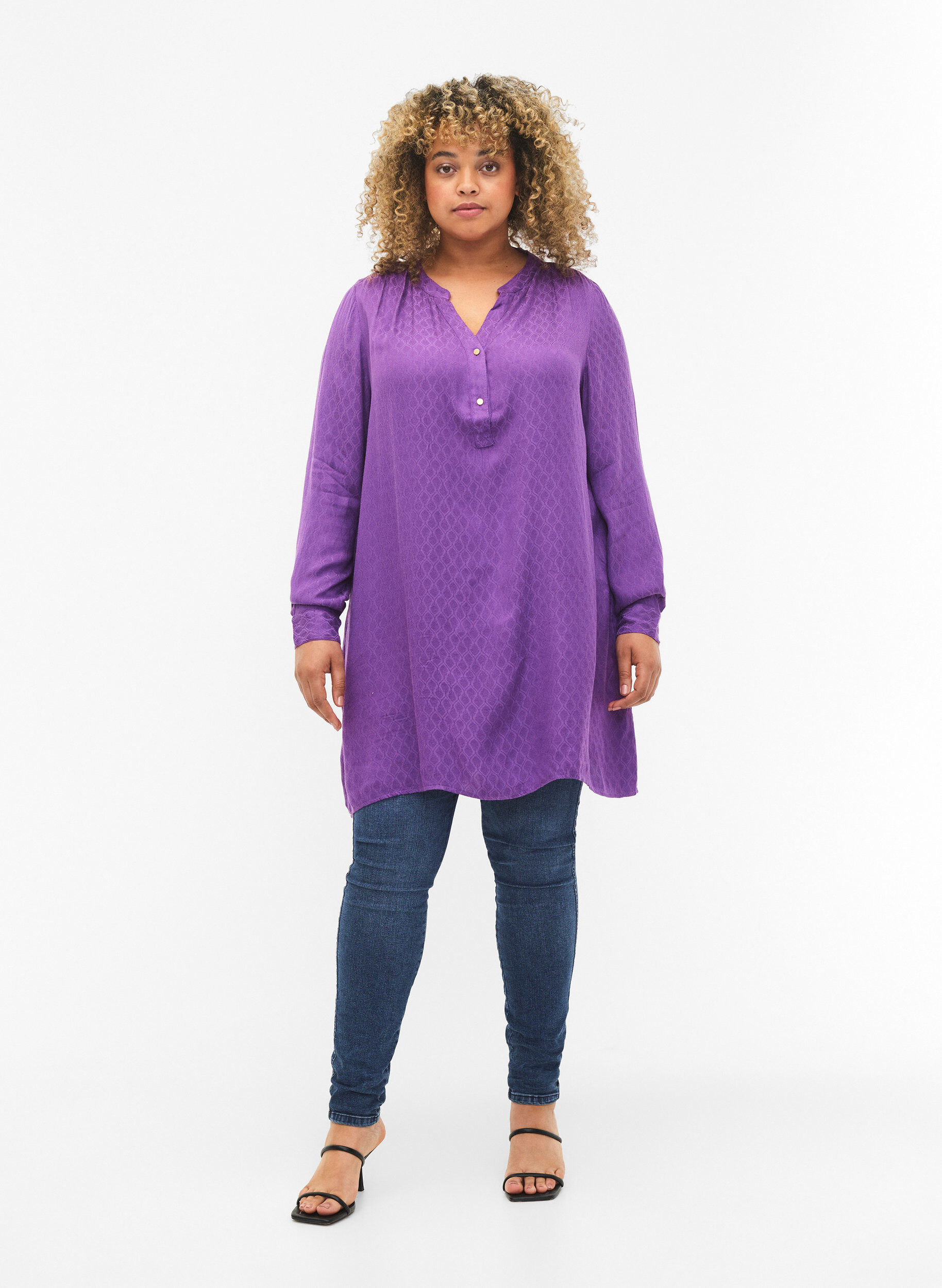 Zizzi Viscose tuniek met Ton sur Ton patroon, Lavender Violet, Model image number 2